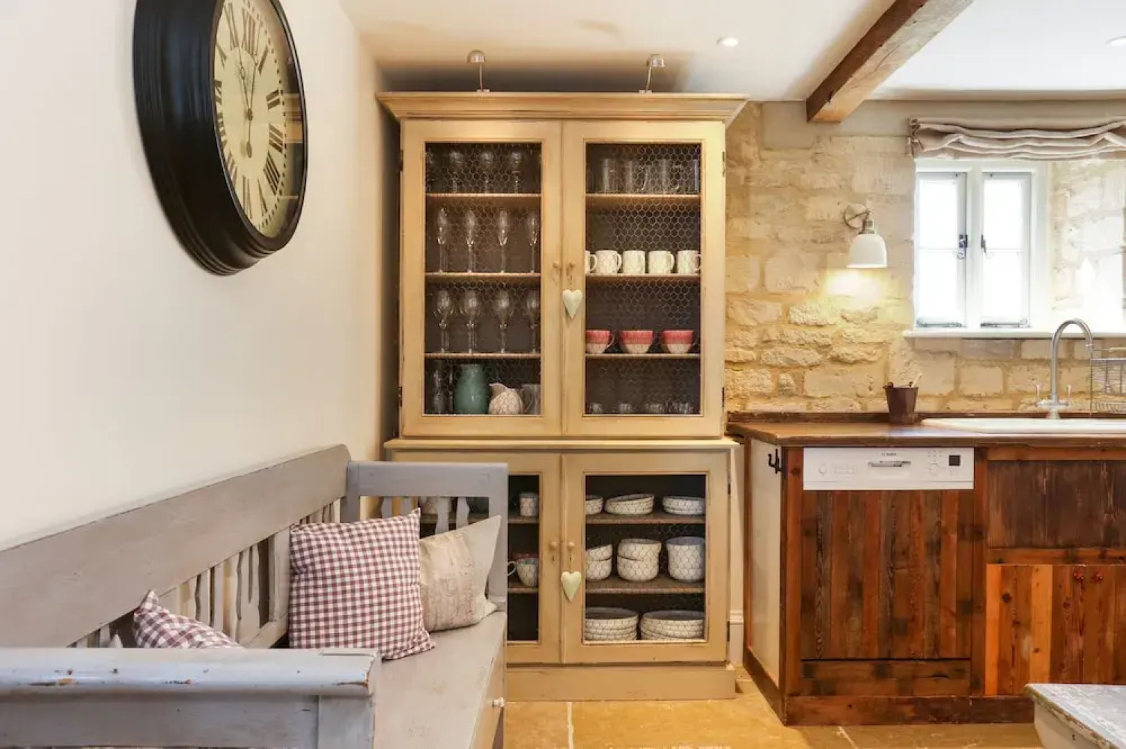 Classic Family Barn Conversion in Radcot
