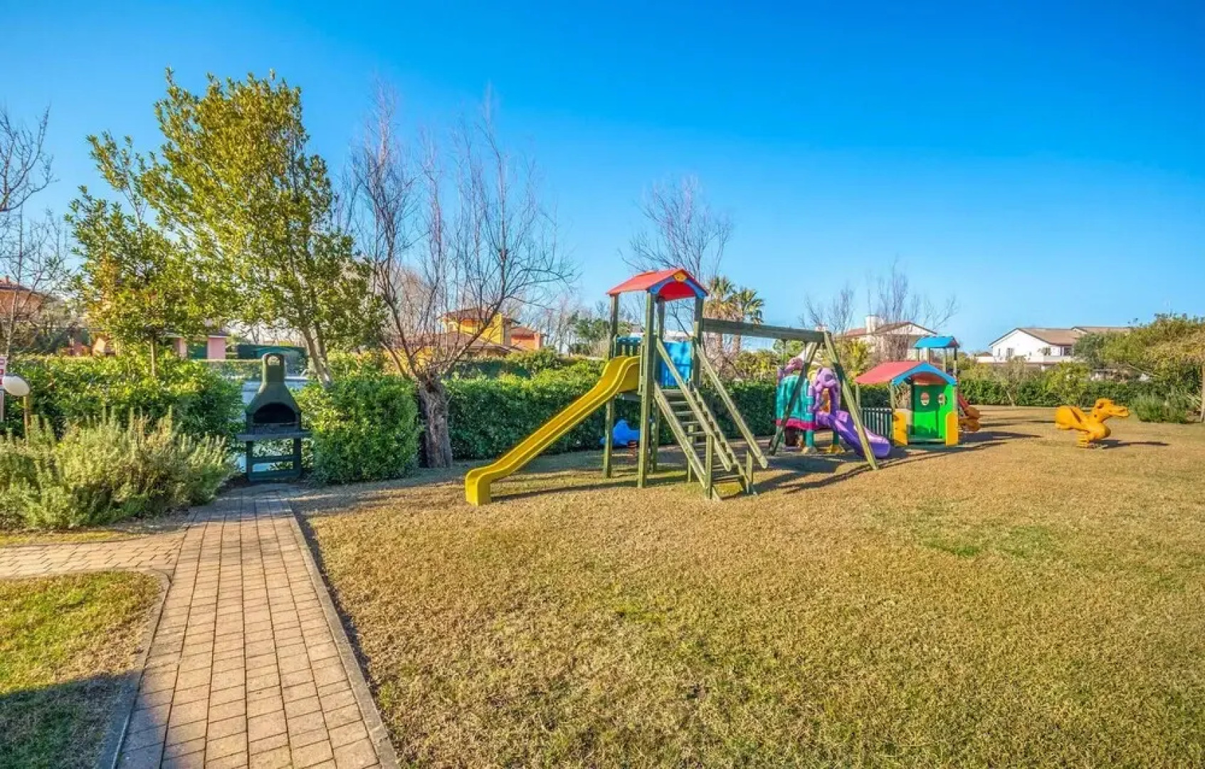 Stunning Home in Albarella RO With 3 Bedrooms and Outdoor Swimming Pool