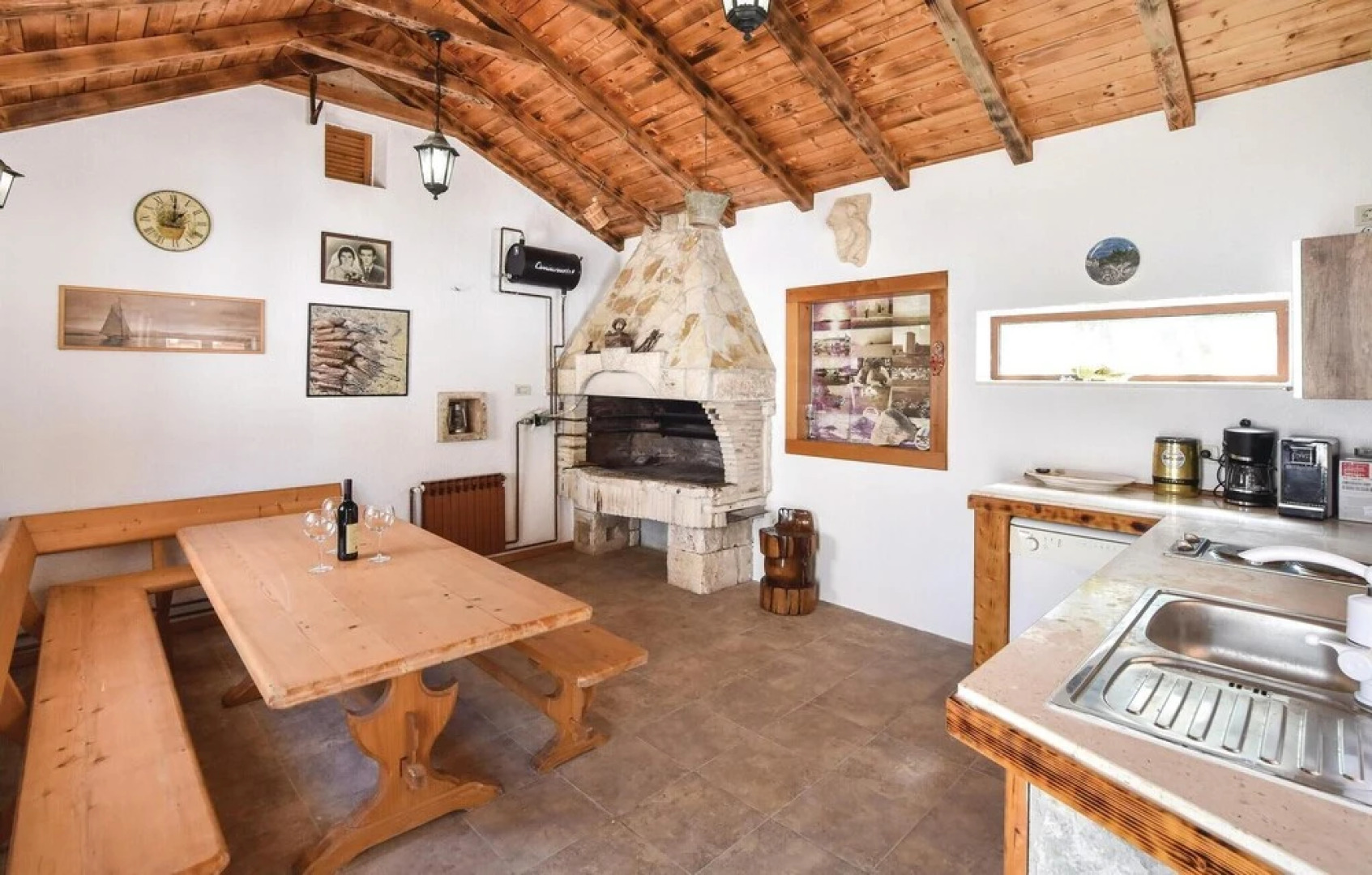 Awesome Home in Seget Donji With Sauna, Wifi and 2 Bedrooms