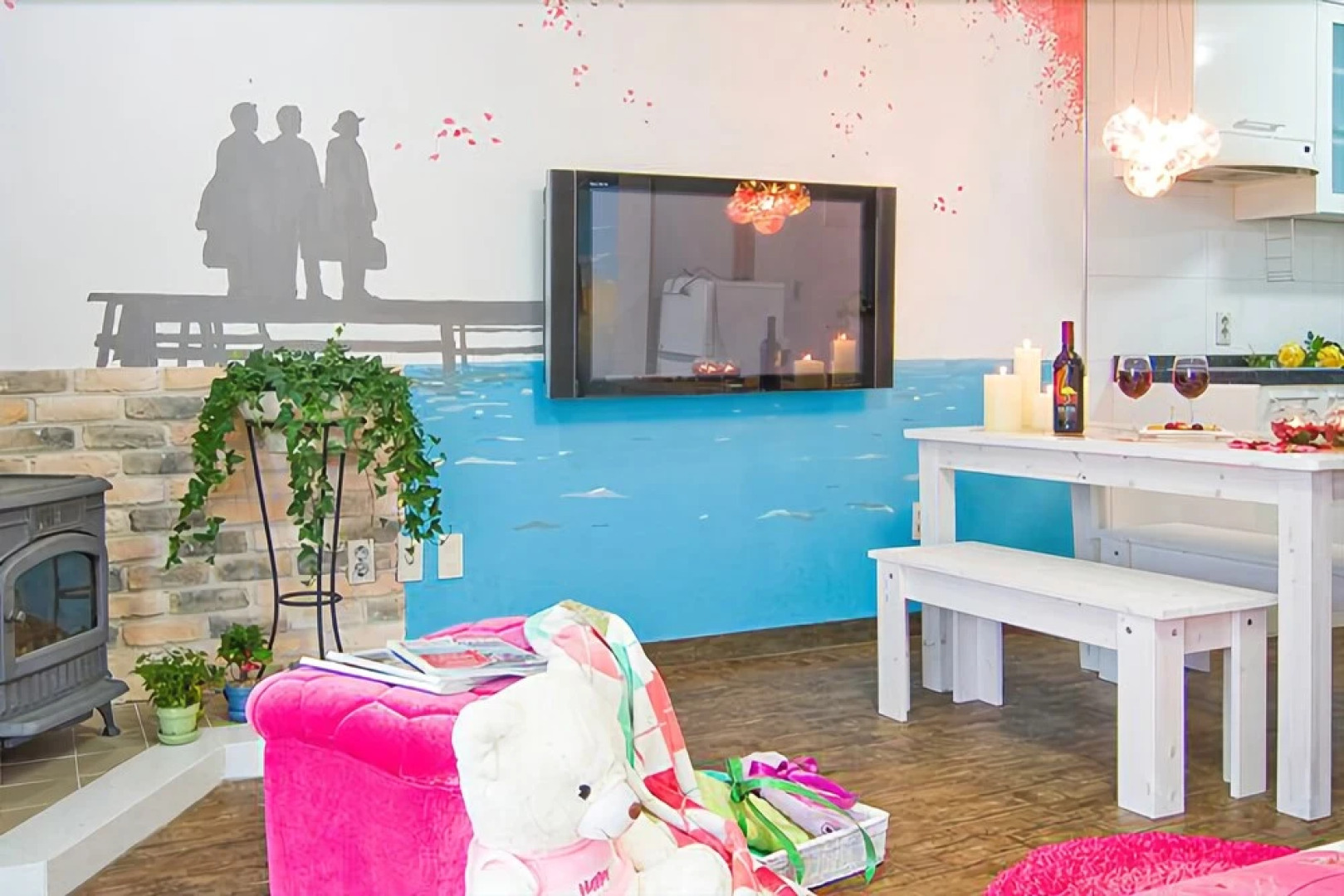 Taean (Anmyeondo) Before Sunset Pension