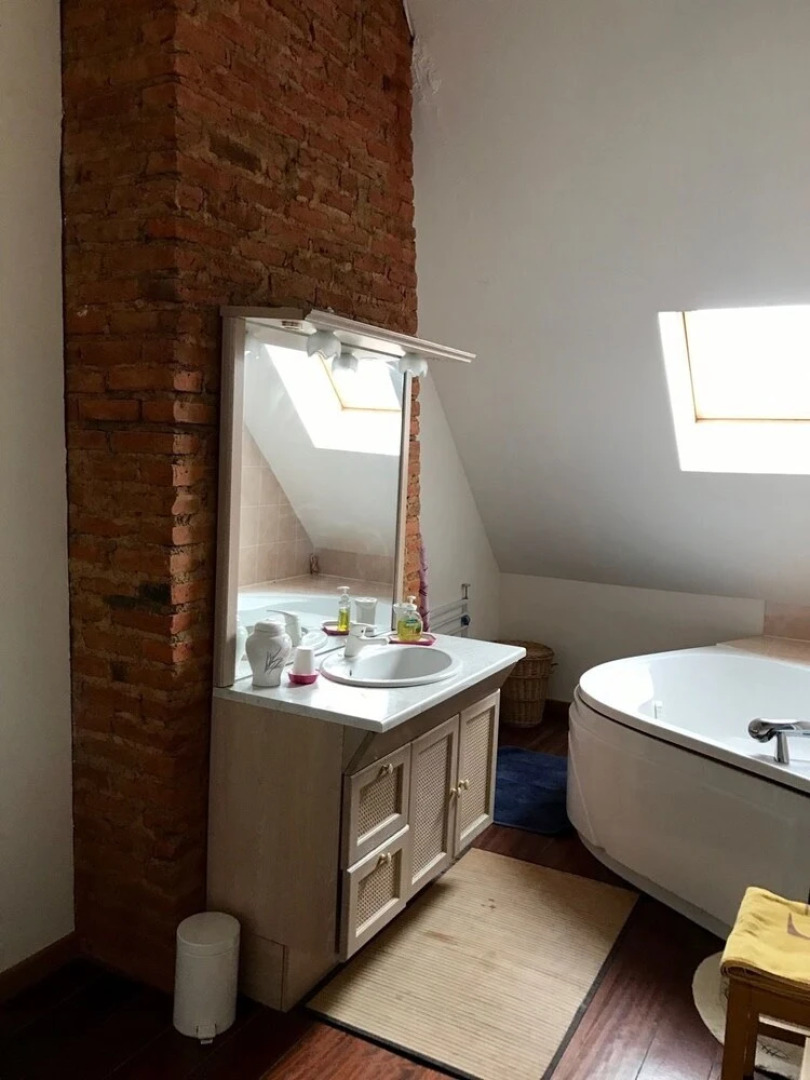 Chateau de Sainte Colombe Sur Gand