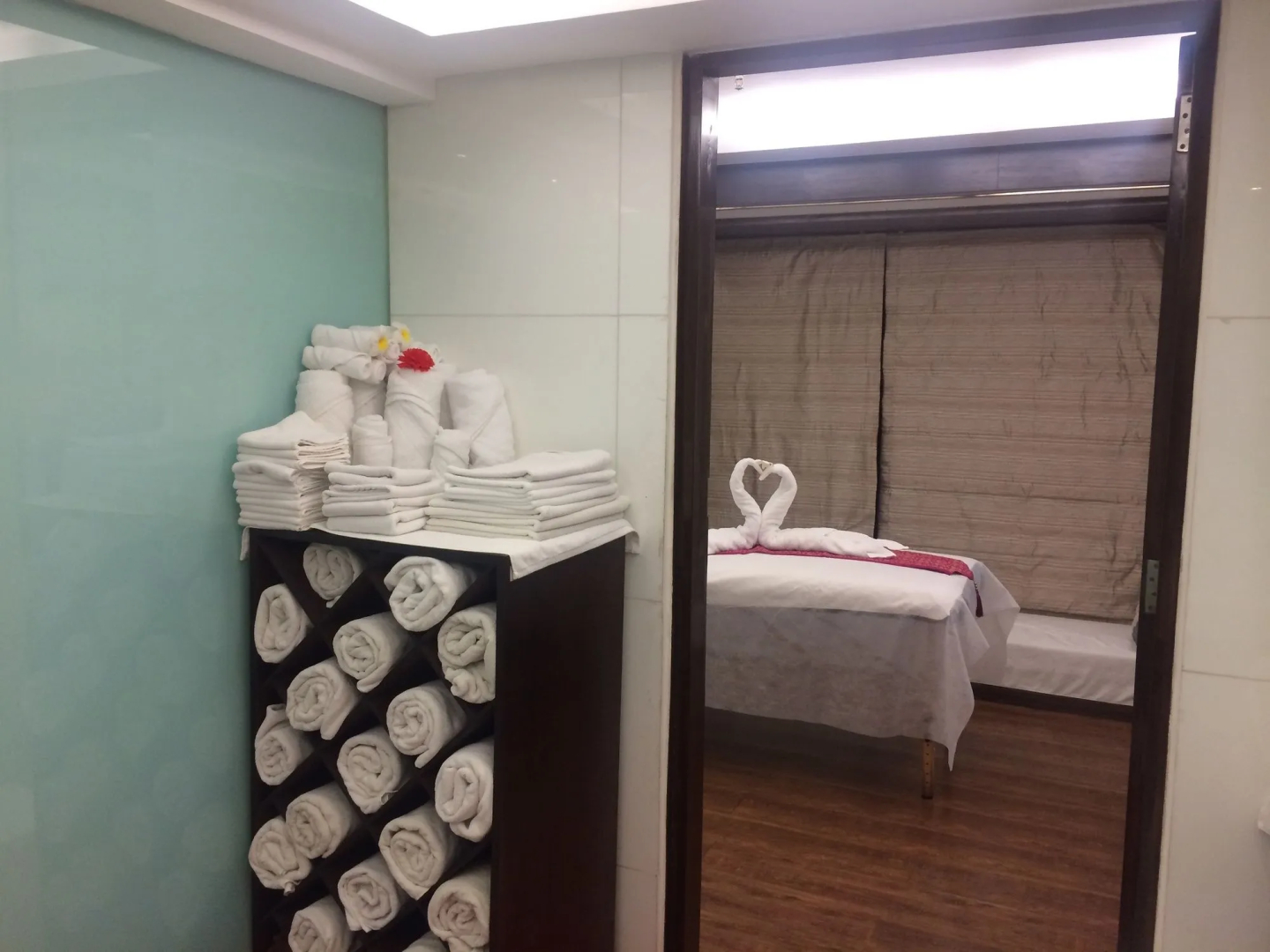 Welcomhotel by ITC Hotels, Ashram Road, Ahmedabad