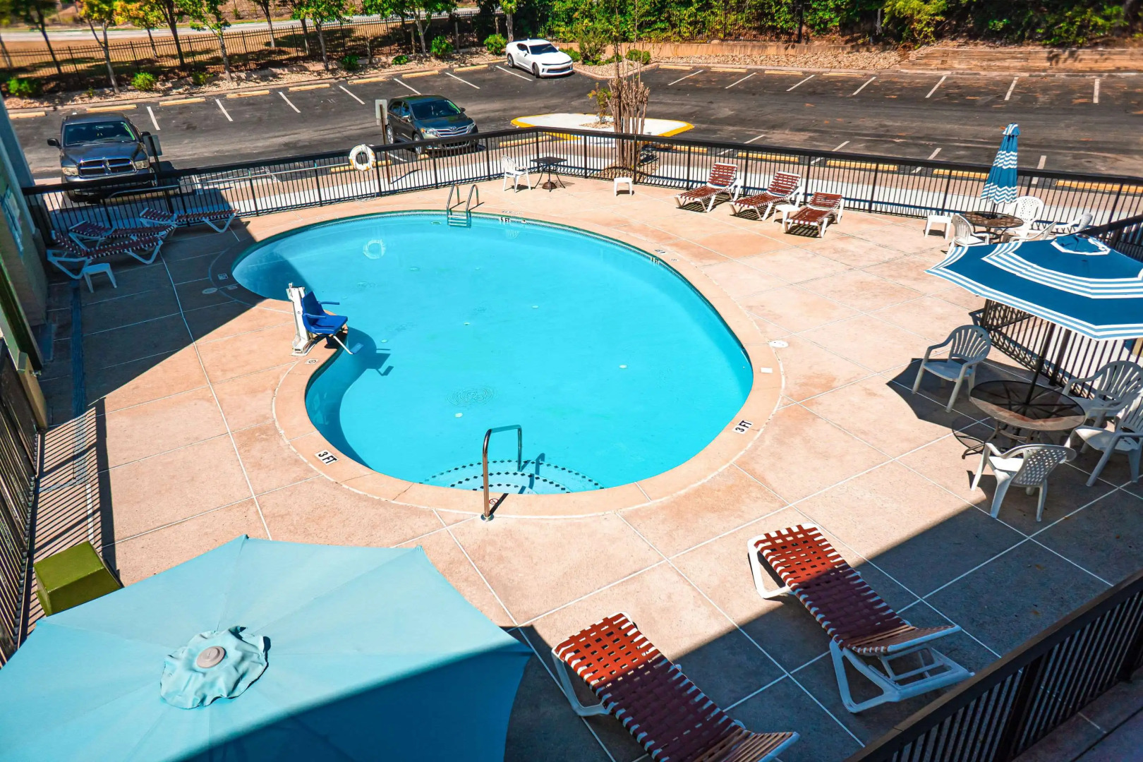 Quality Inn & Suites near Six Flags - Austell