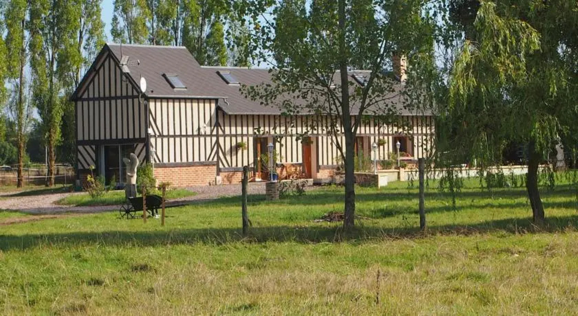 B&B Wide Horizon Farm DCouleurs