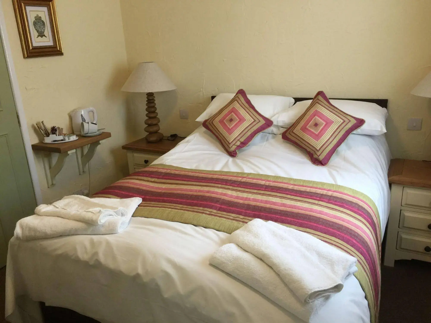 The Royal Victoria & Bull Hotel