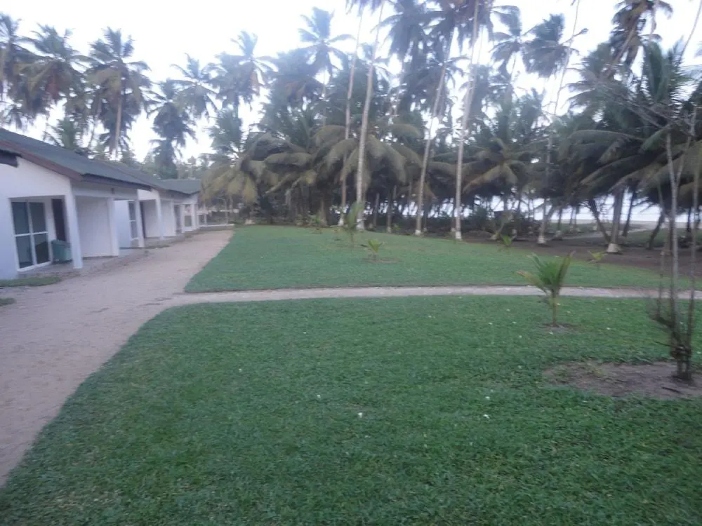 Tenack Beach Resort & Hotel