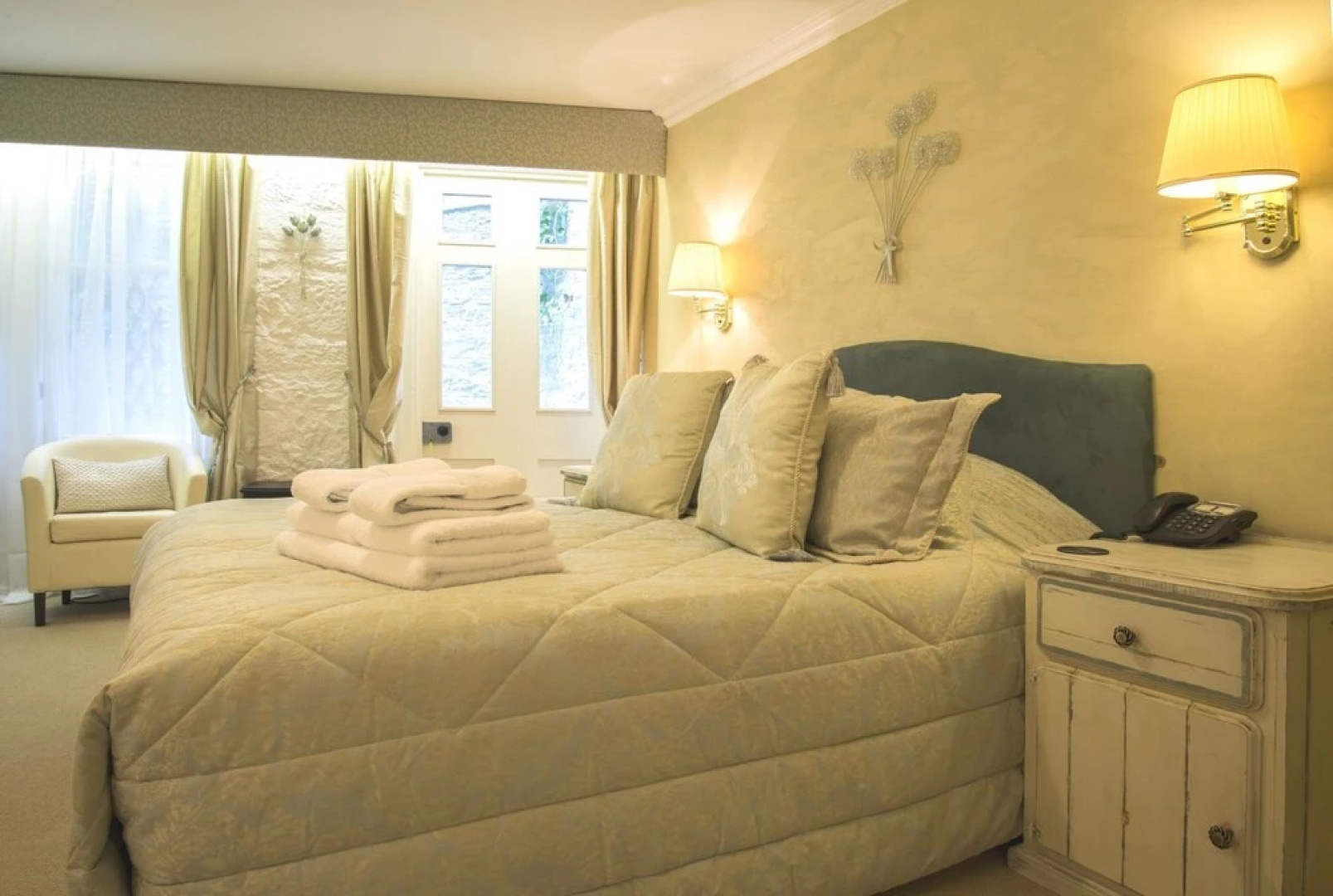 Cluny Bank Hotel