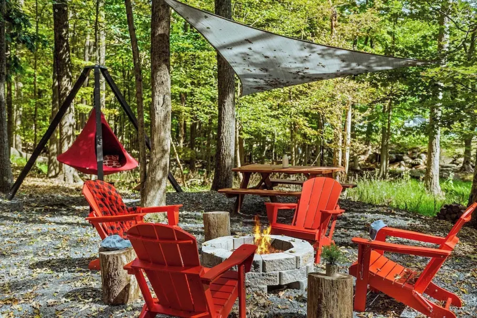 Hot Tub, Lake Access + Community Amenities Somerset Lodge by Avantstay