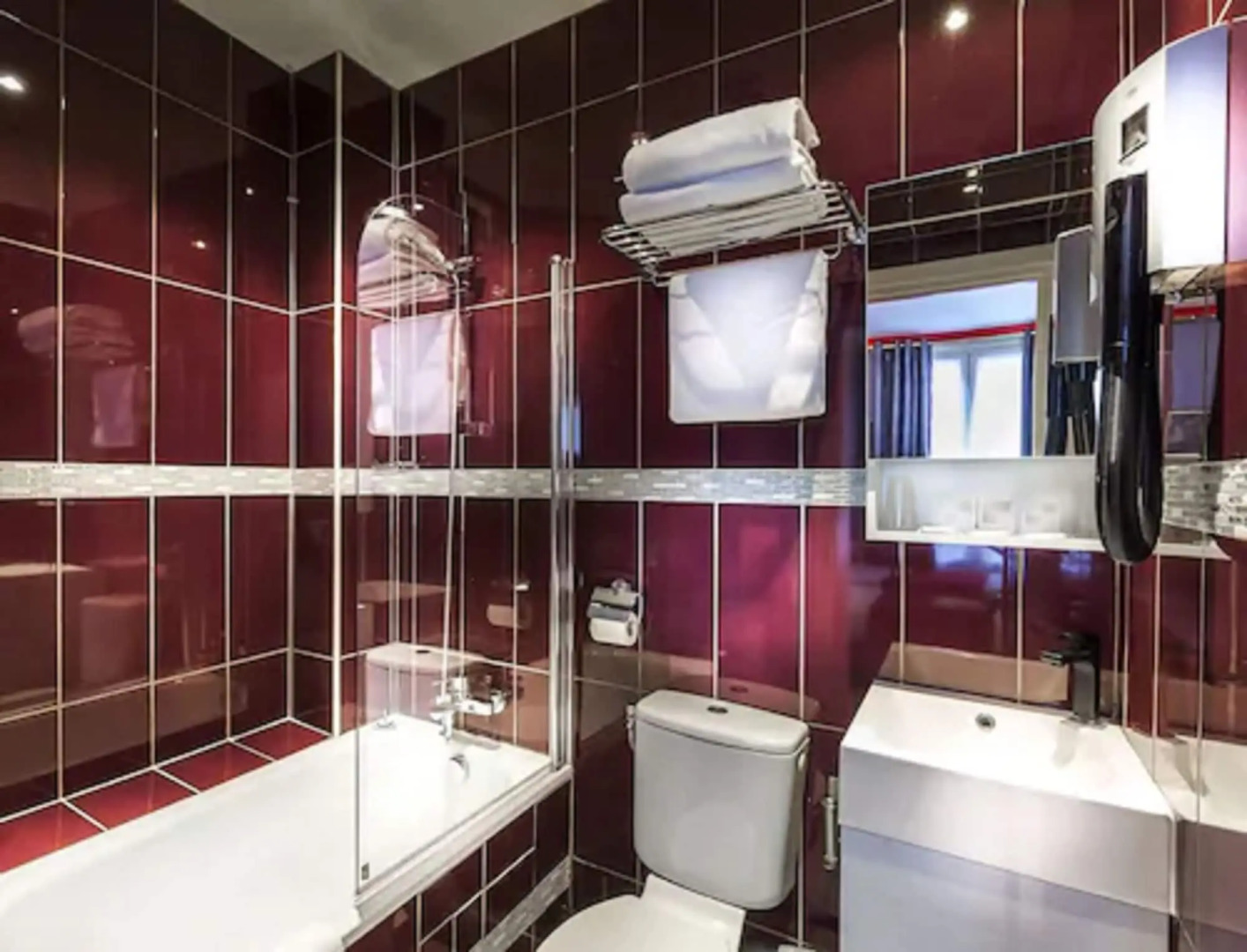 Hotel Maubeuge Gare du Nord