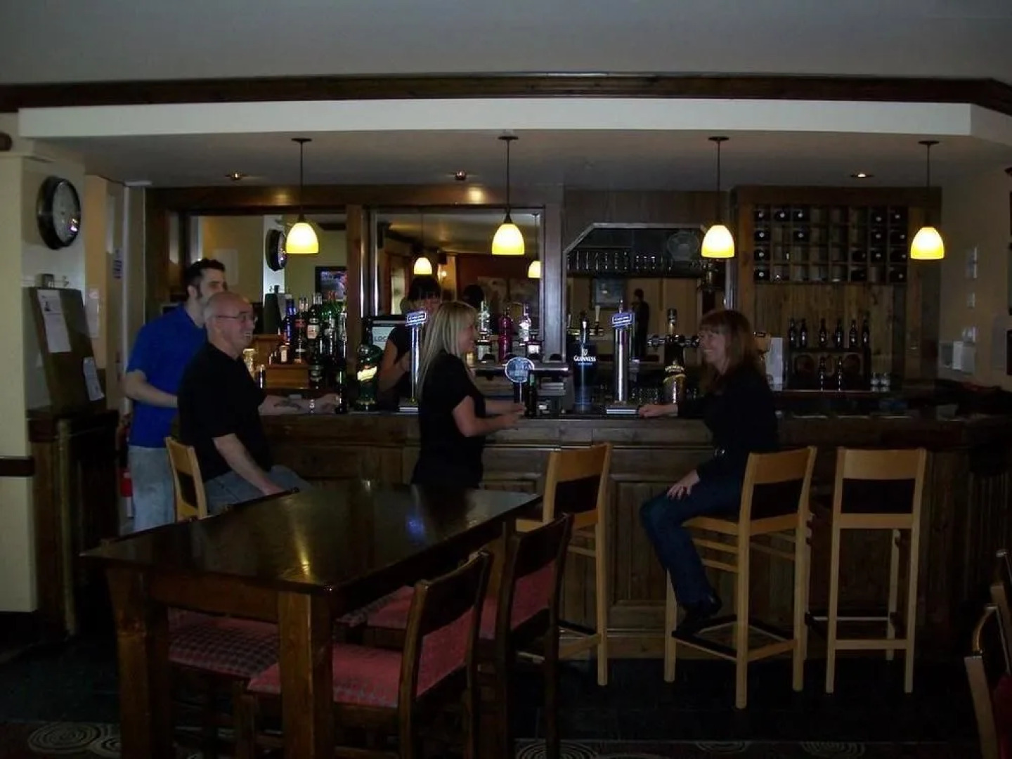 Fitzwilliam Arms Hotel