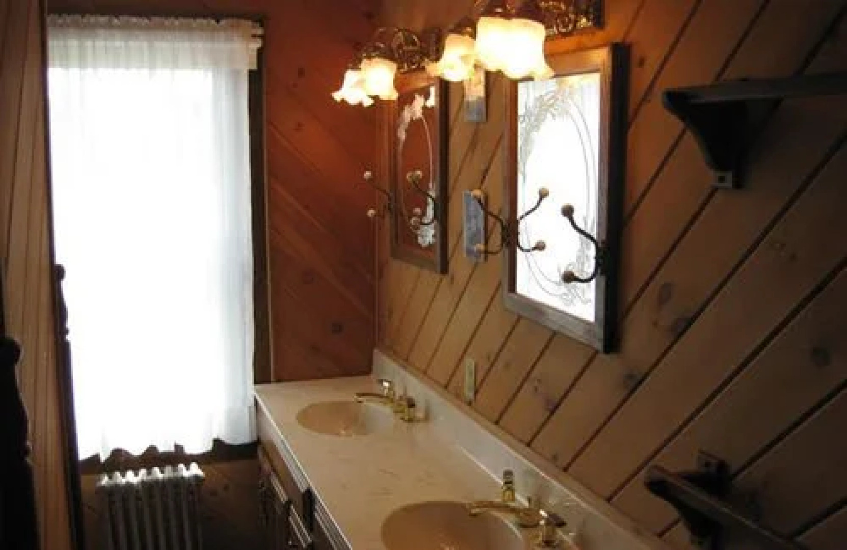 Albrightsville Farm House Bed & Breakfast