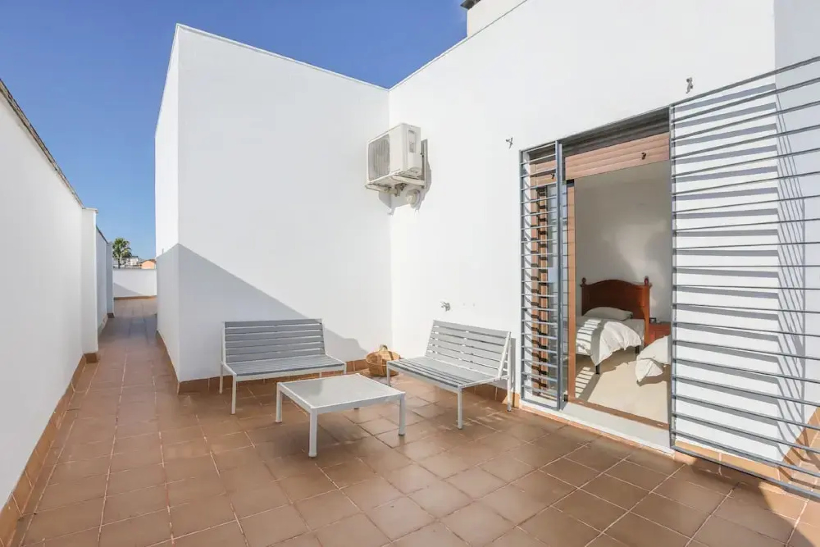 Manuel De Falla Ii in Dos Hermanas