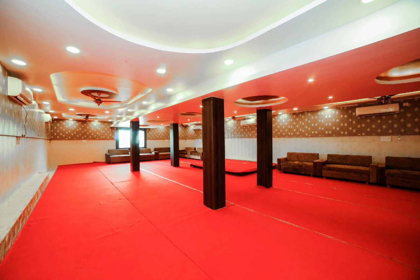 OYO Flagship 30459 Hotel Om Sai Ram