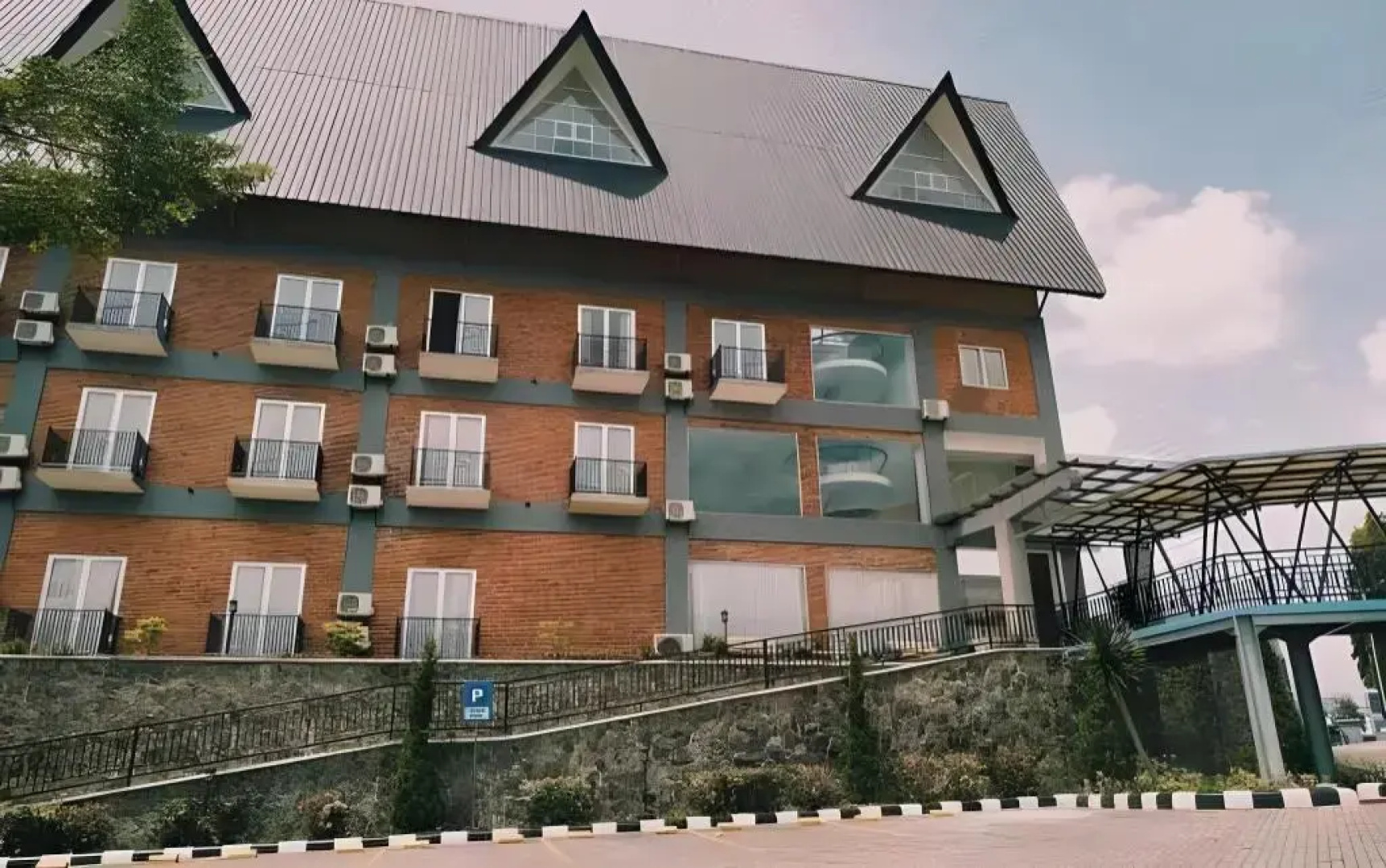 Sapadia Hotel Siantar