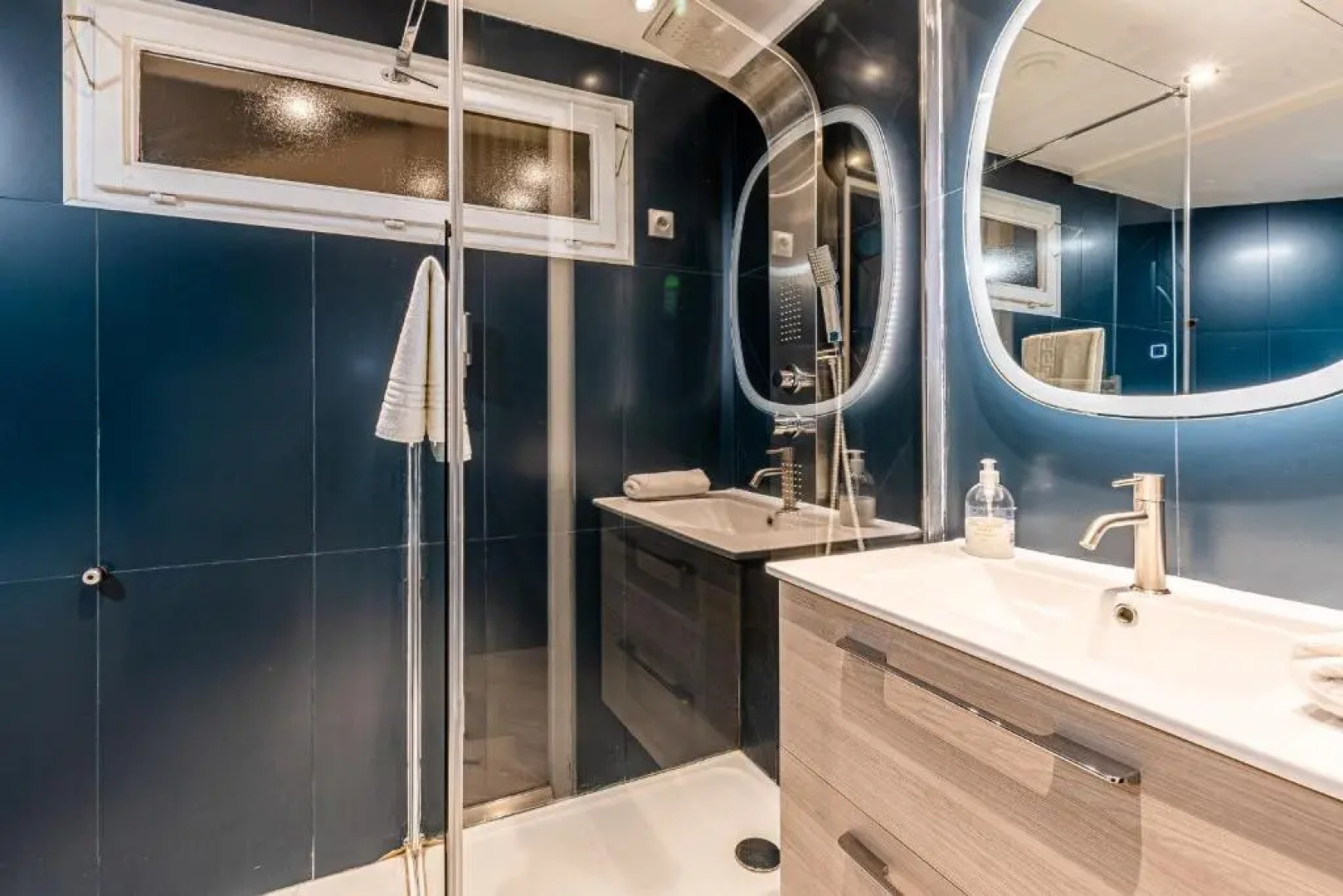 Suite "comme à Venise" vue sur Metz Opéra avec parking inclus