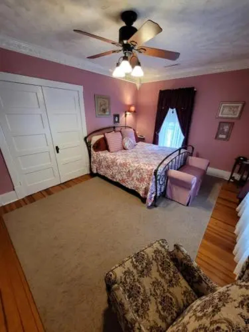 Prairie House Manor