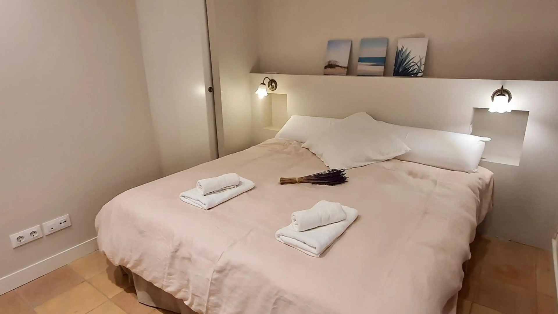 Opening Doors Vilassar. Family house Beach & Relax