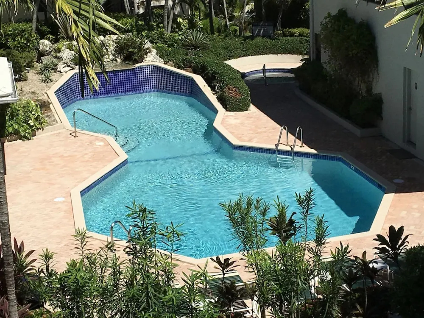 Casa Caribe Condominiums Unit 21