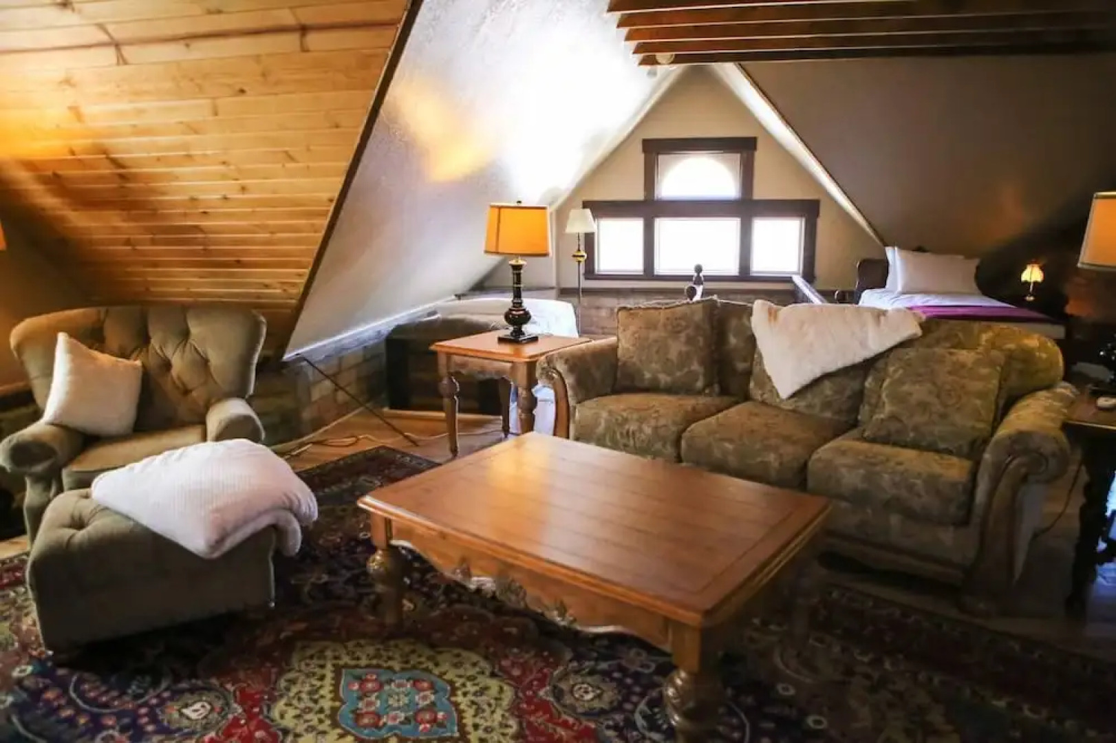 Bed & Breakfast On Broadway