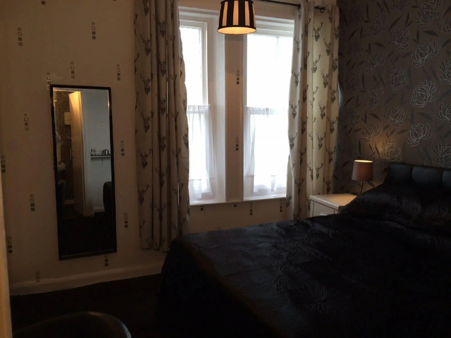 The Carlton Hotel