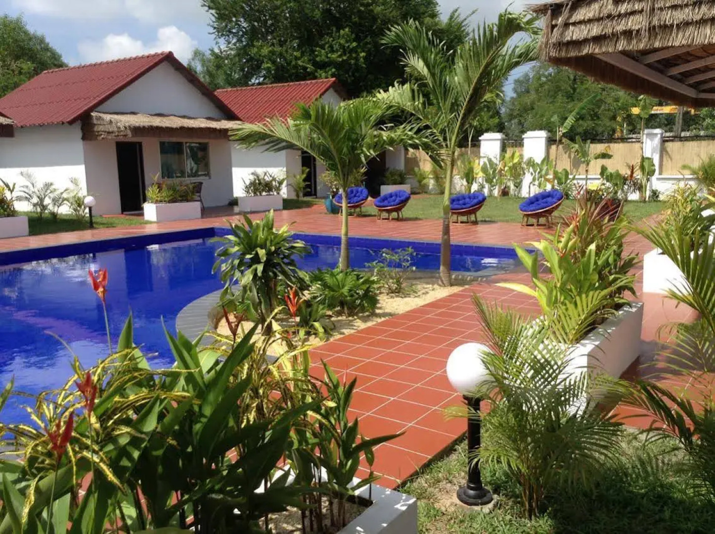 French Garden Resort