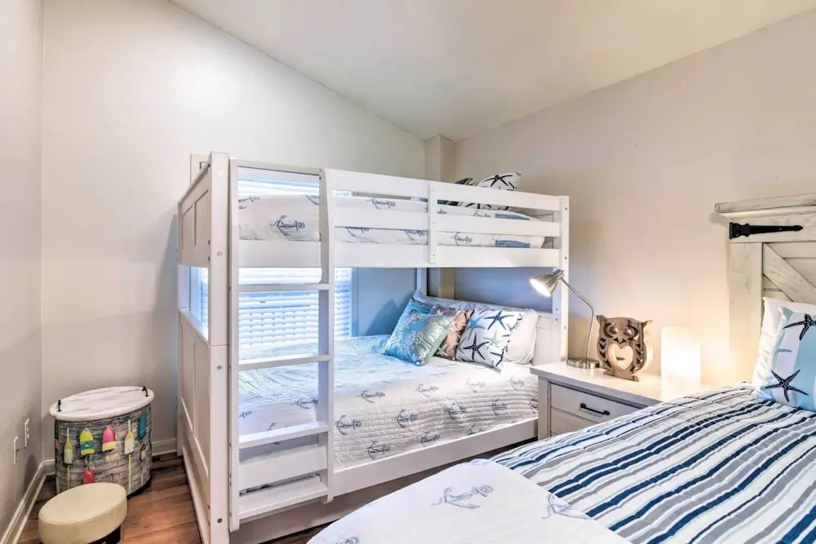 Jamaica Beach Waterfront Getaway: Kayaks & Dock!