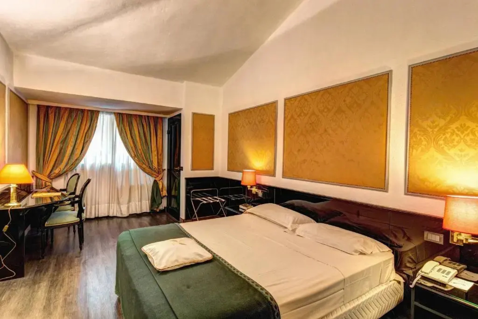 Motel Regal