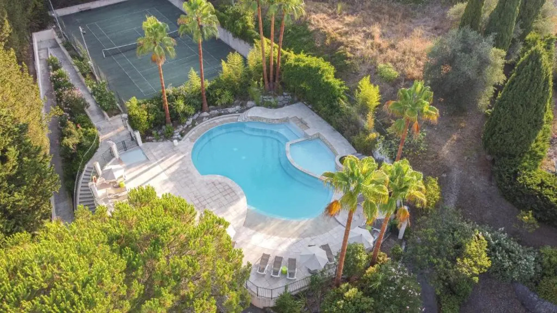 Residence La Tour Carree - Grasse Sud