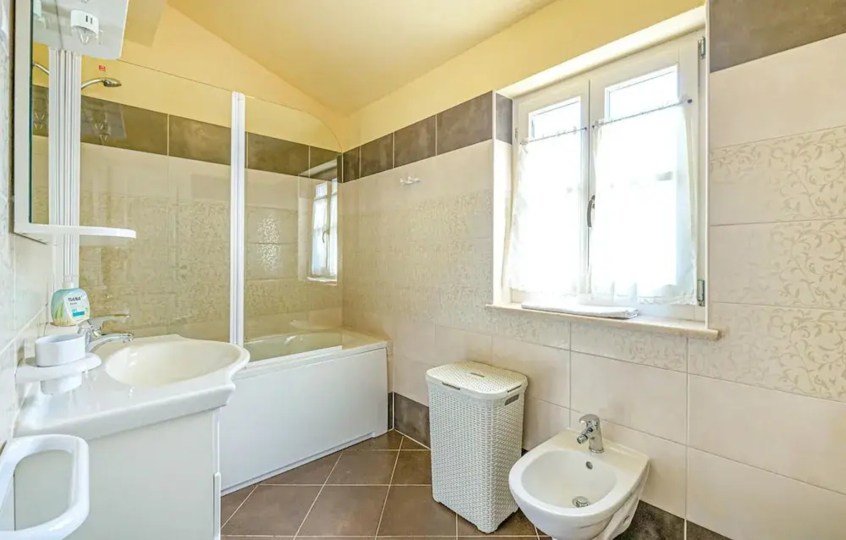 Beautiful Home in Pula With Wifi and 3 Bedrooms