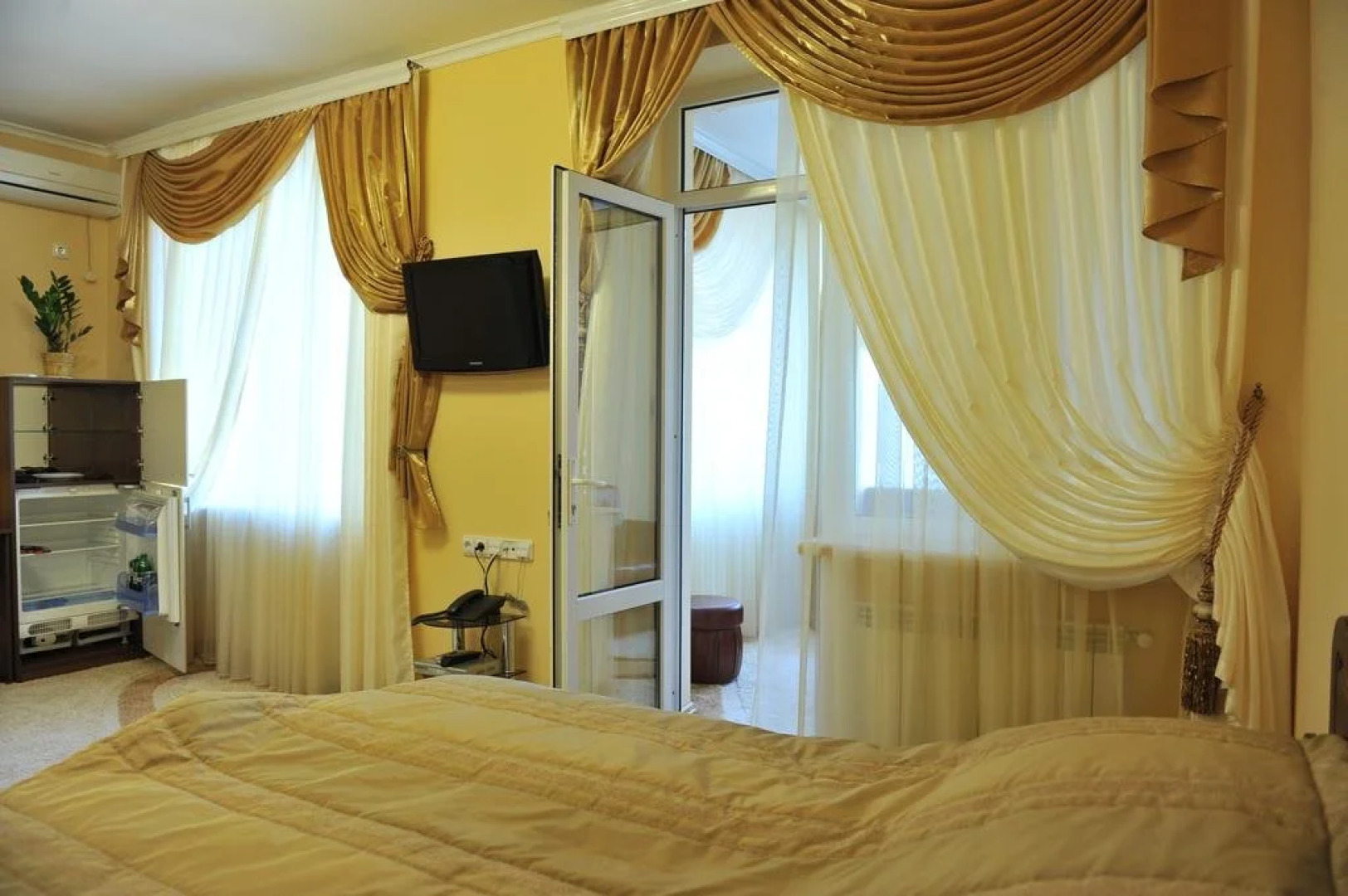 Отель Андинна