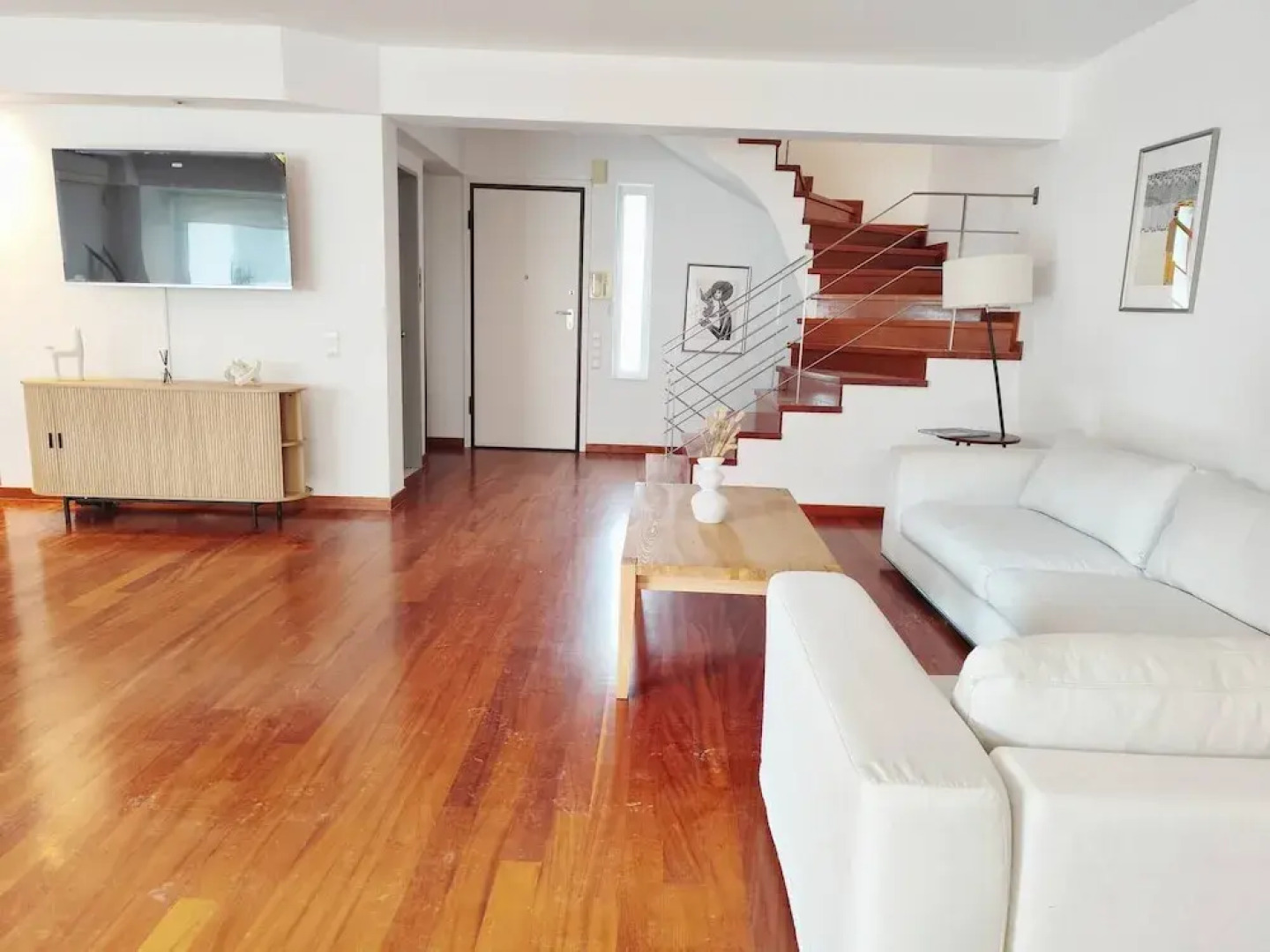 Adelos New Villa Elliniko Fresh