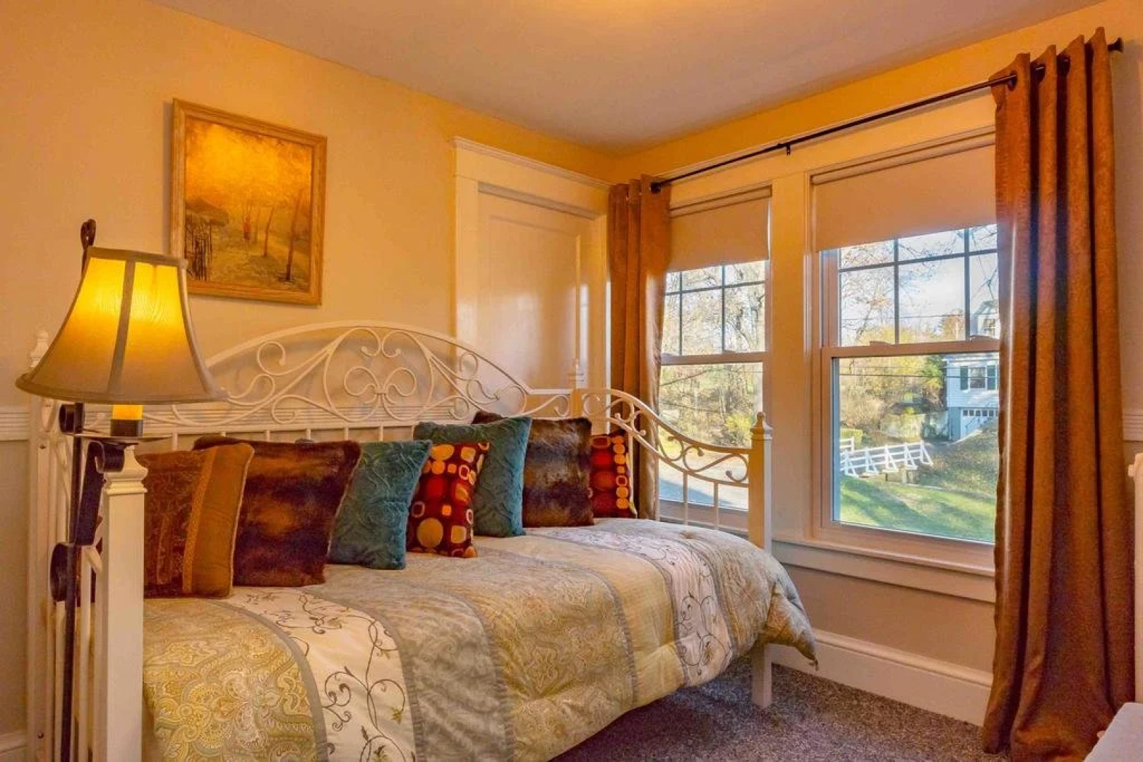 Enchanted Cottage on Glen - Entire House Rental