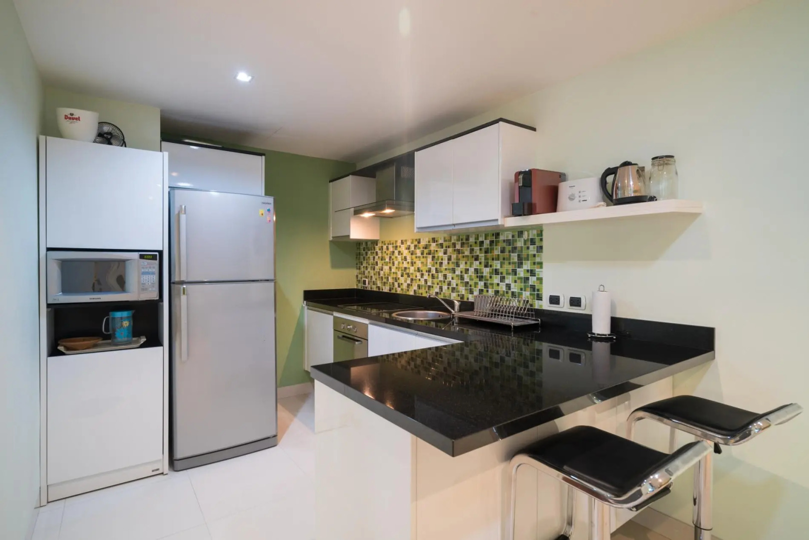 N308 - Walk to the beach apartment in Kamala, pool, gym, parking