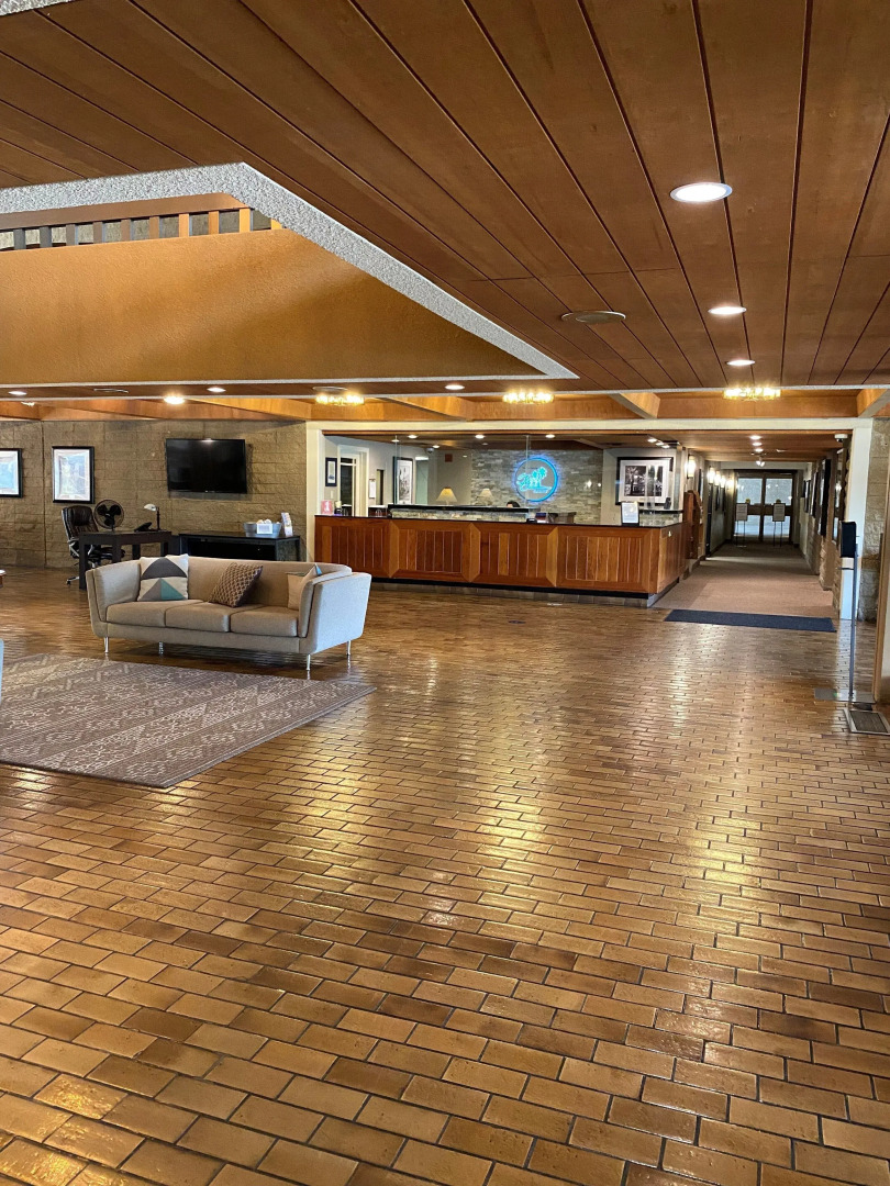 GetAways at Palm Springs Tennis Club