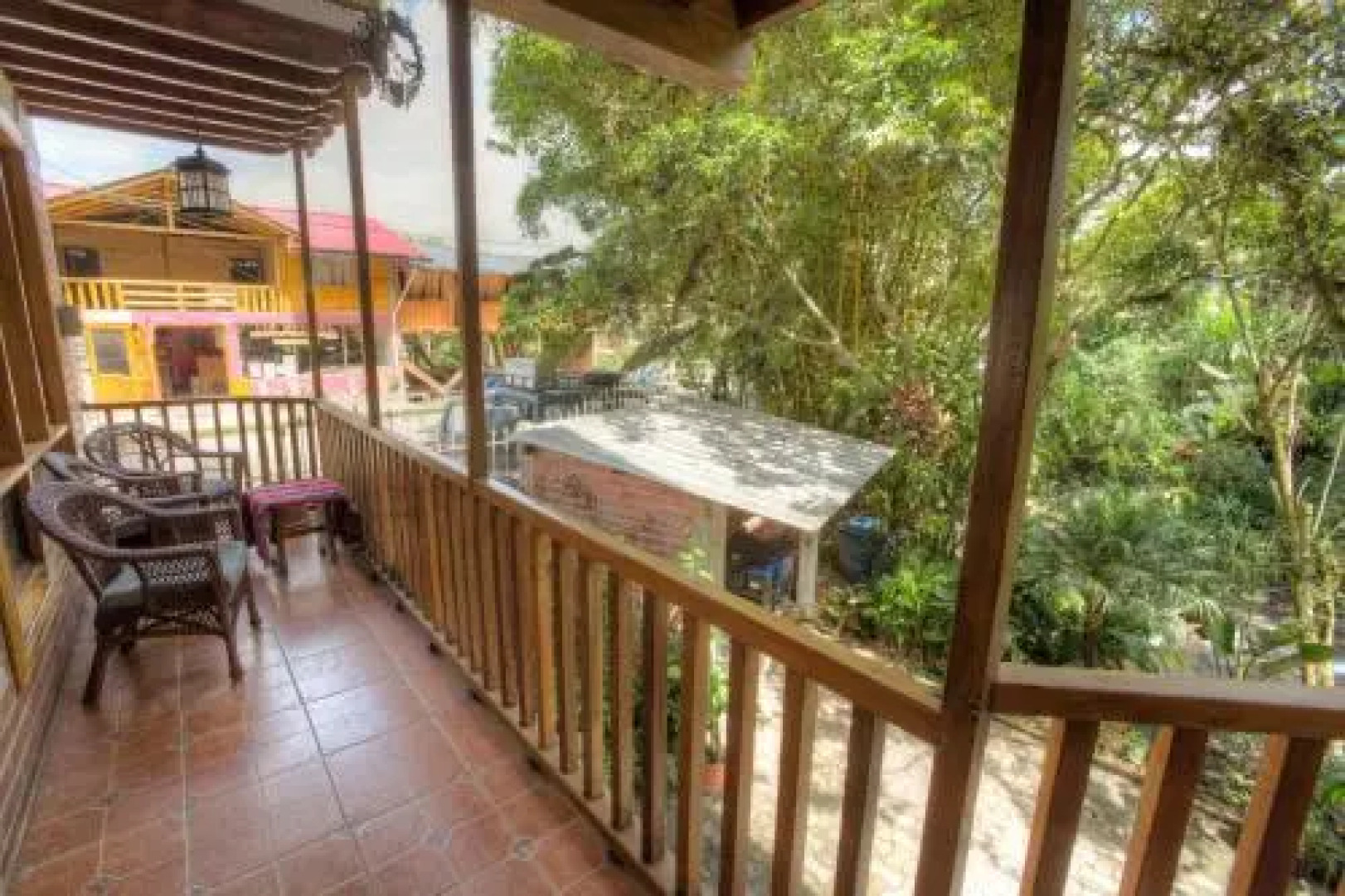 Dragonfly Inn B&B Mindo