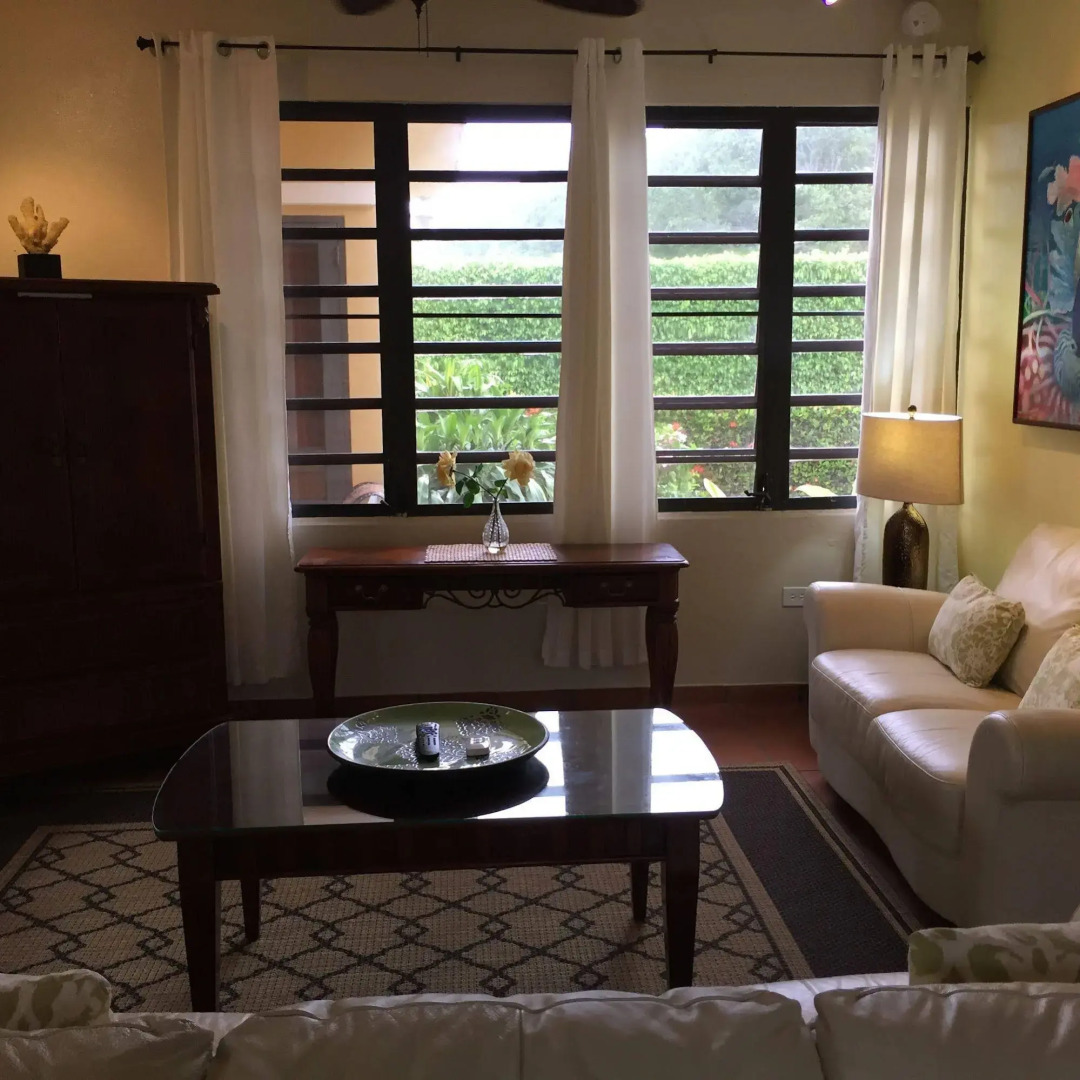 Tres Palmas Inn & Villas