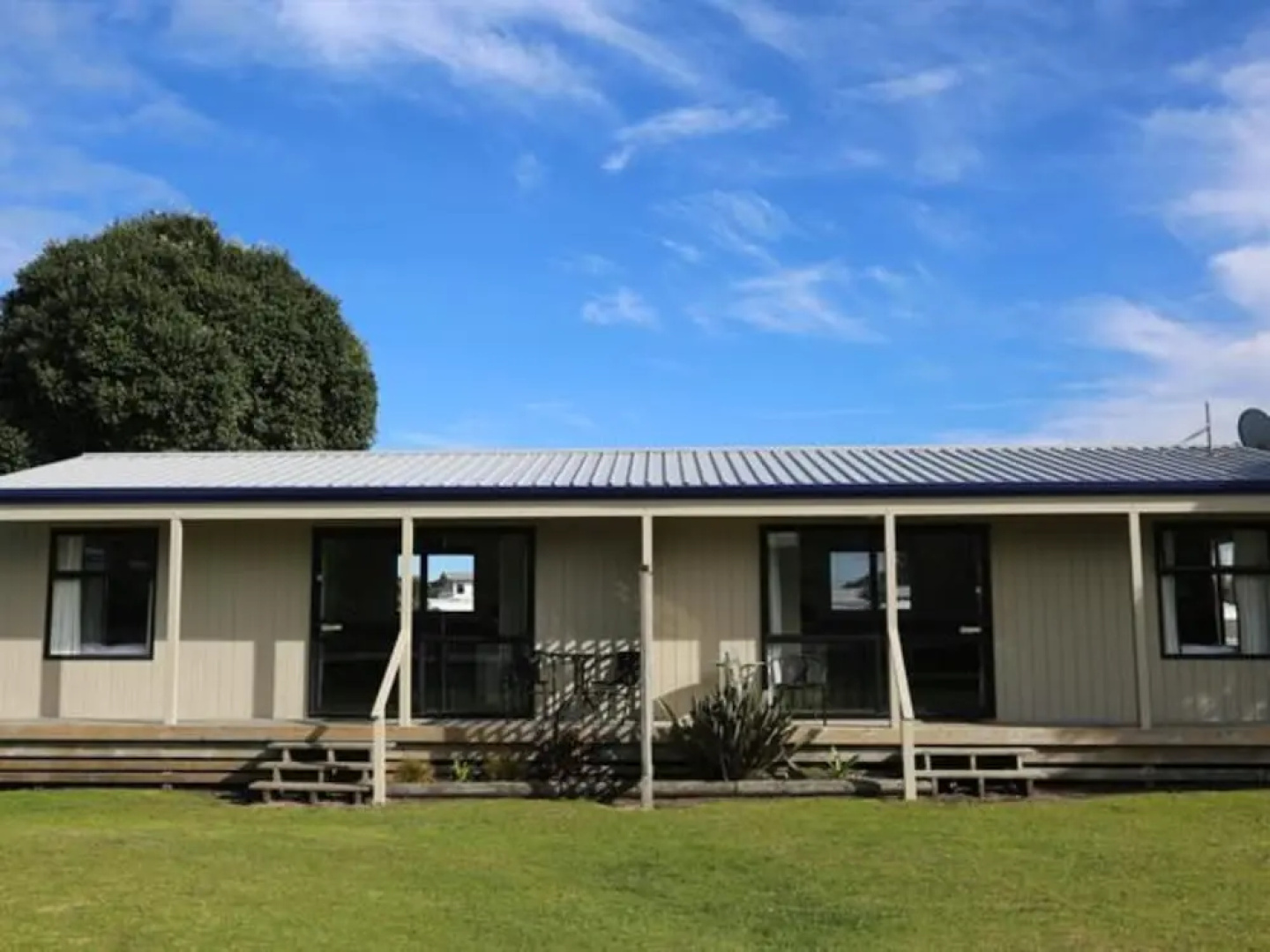 Raglan Holiday Park