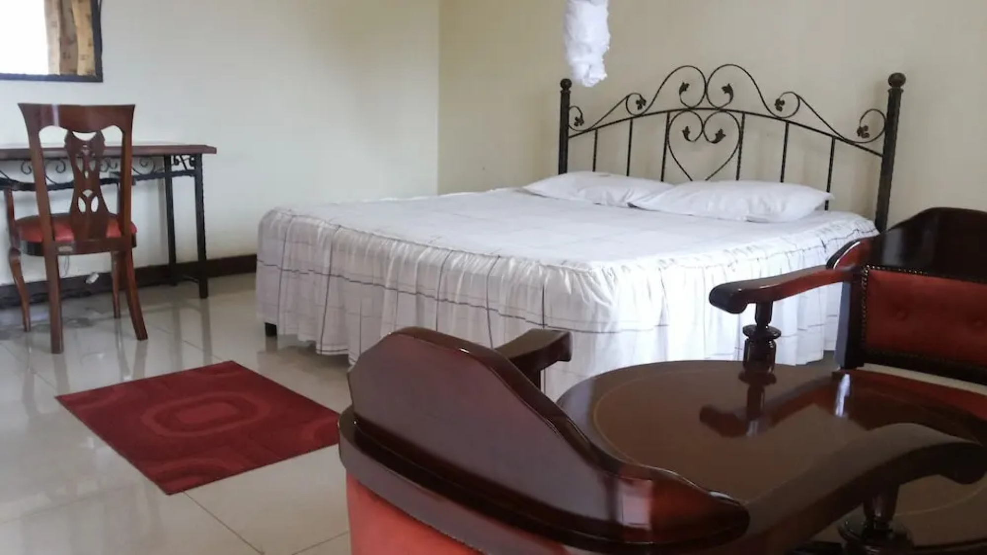 Lillian Towers Hotel