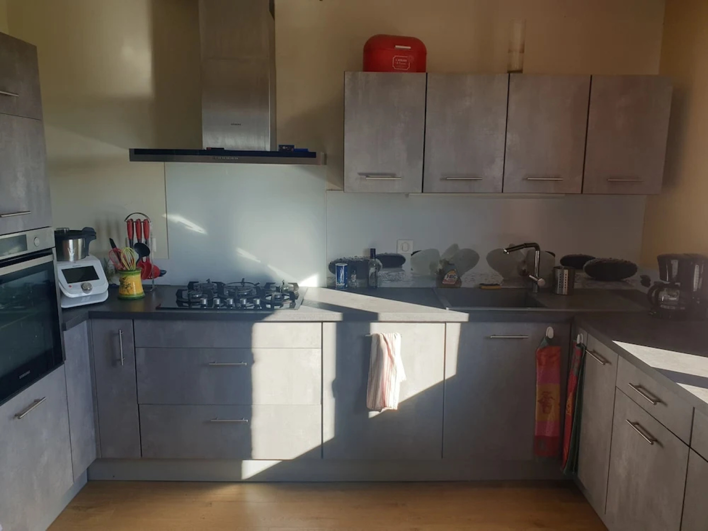 Chambre avec cuisine équipée sur demande