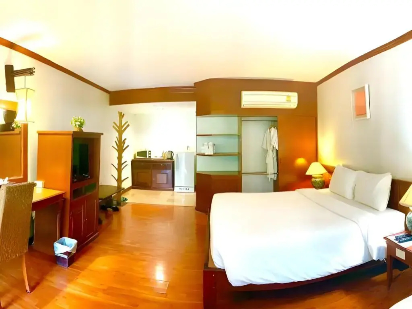 Rachawadee Resort & Hotel