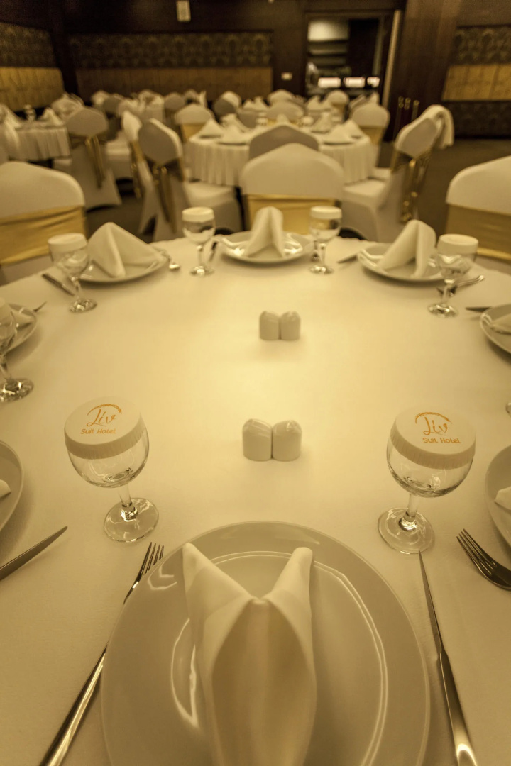Liv Suit Hotel