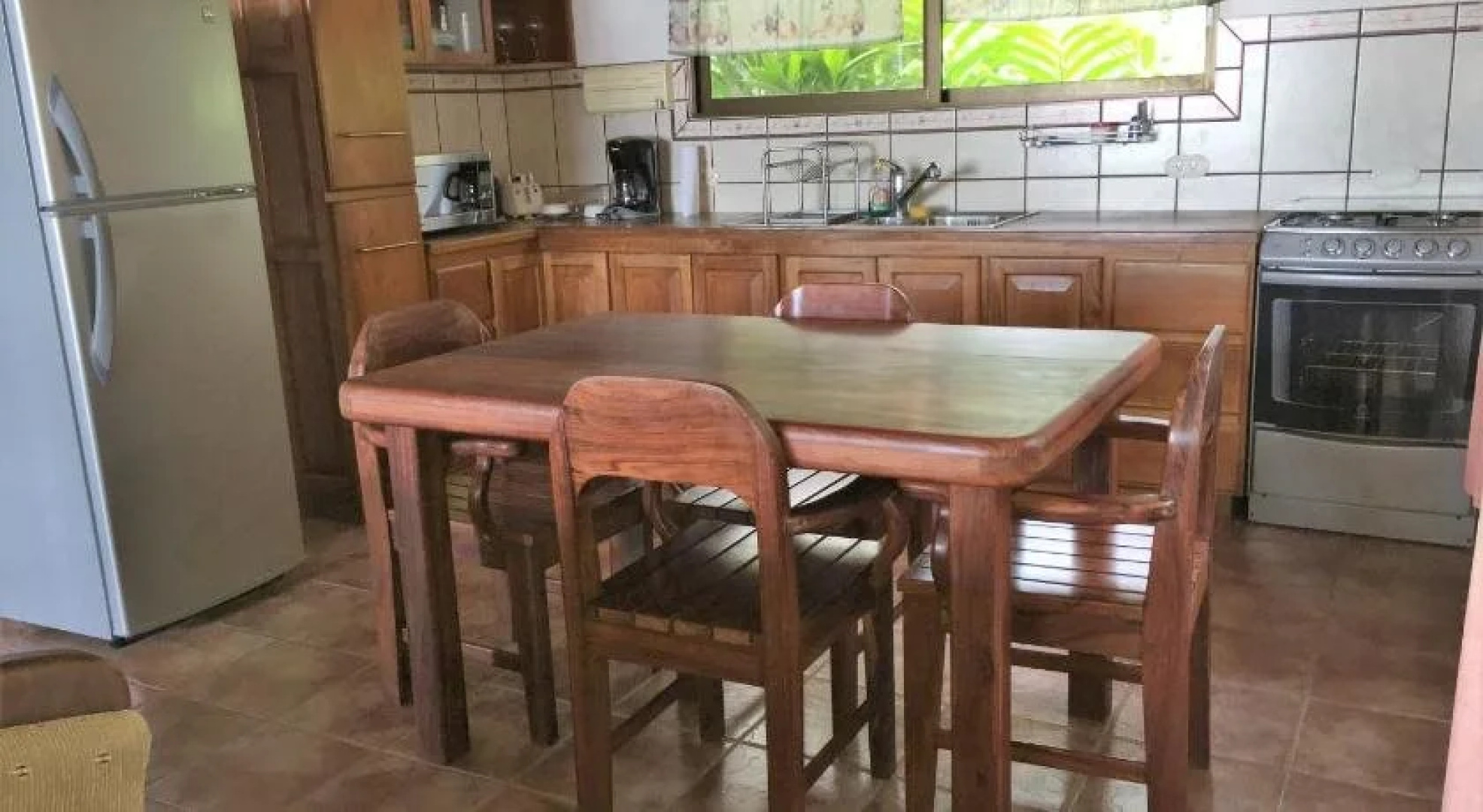 Many's House - La Joya De Ballena