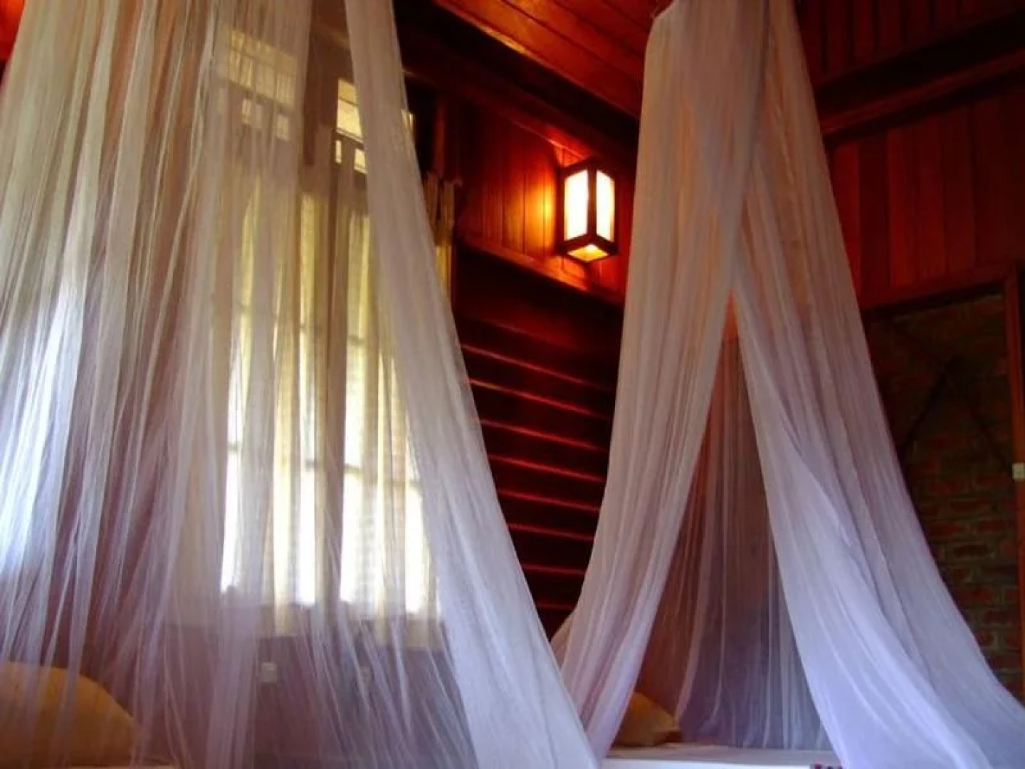 Putao Trekking House