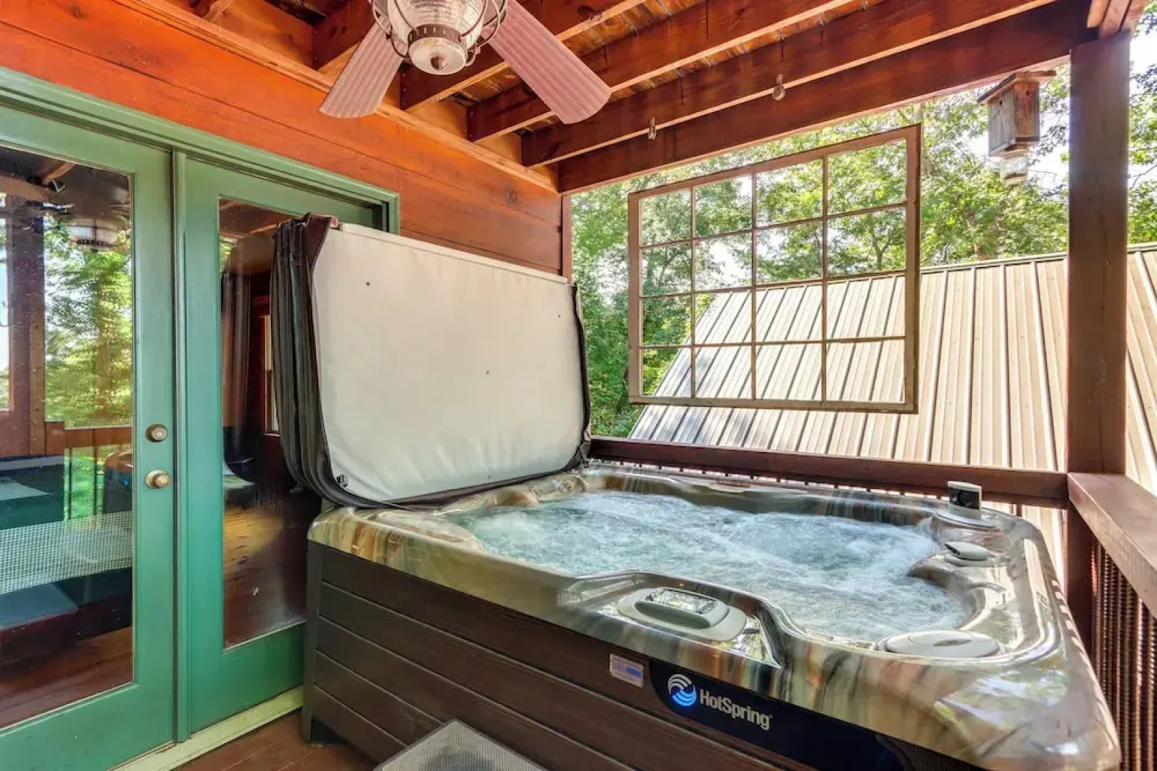 Deck & Private Hot Tub: Cabin in Ellijay!