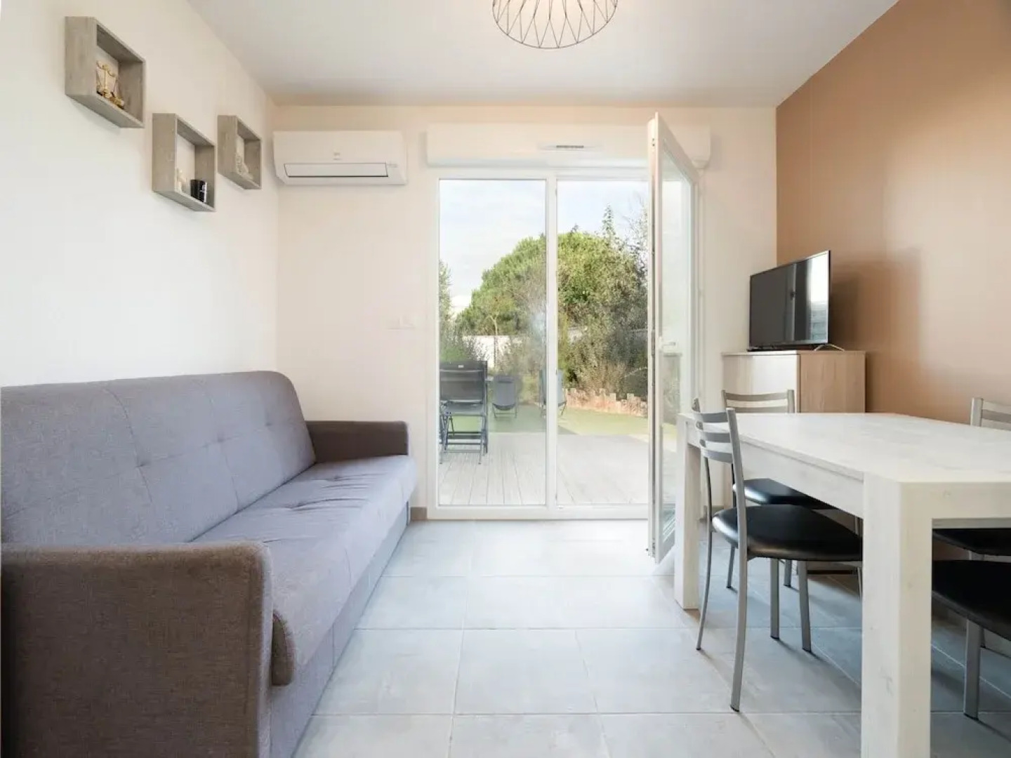 Coastal Comfort in Valras-plage