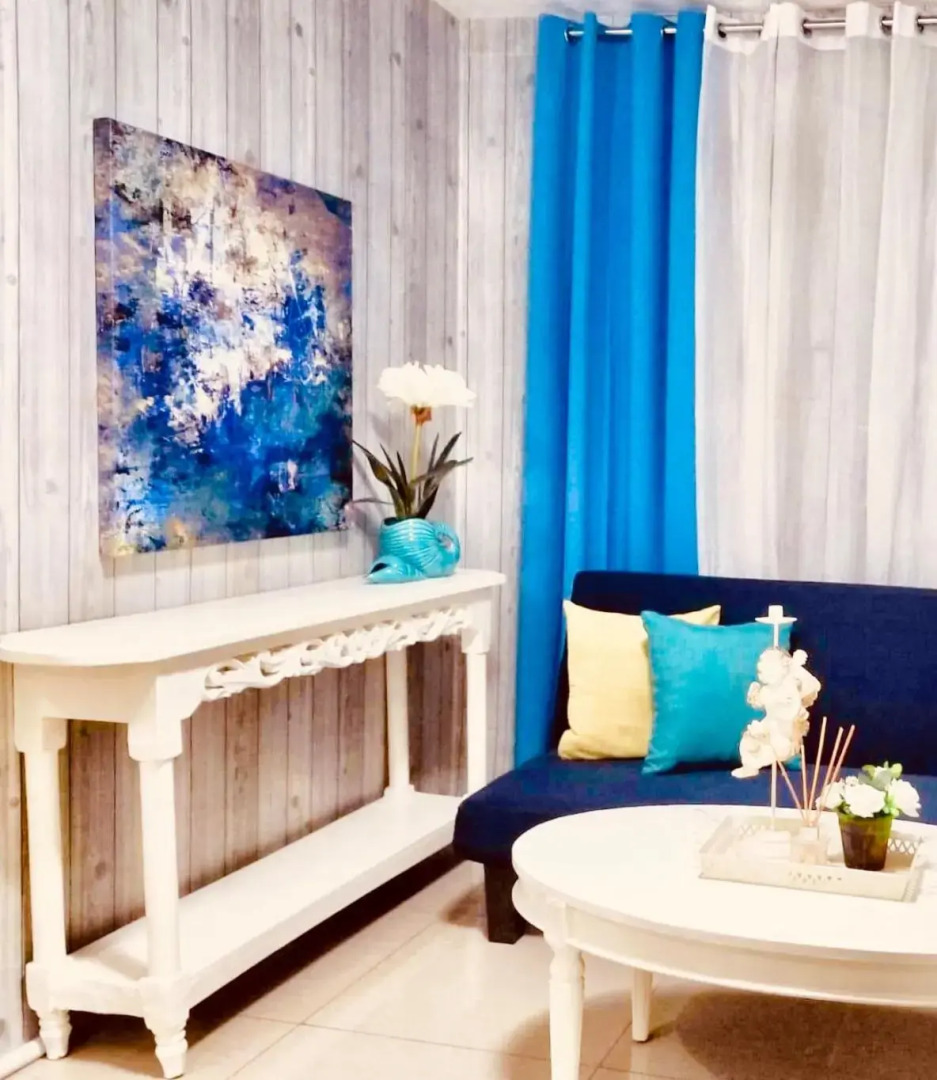 Super Cute Hampton Suites