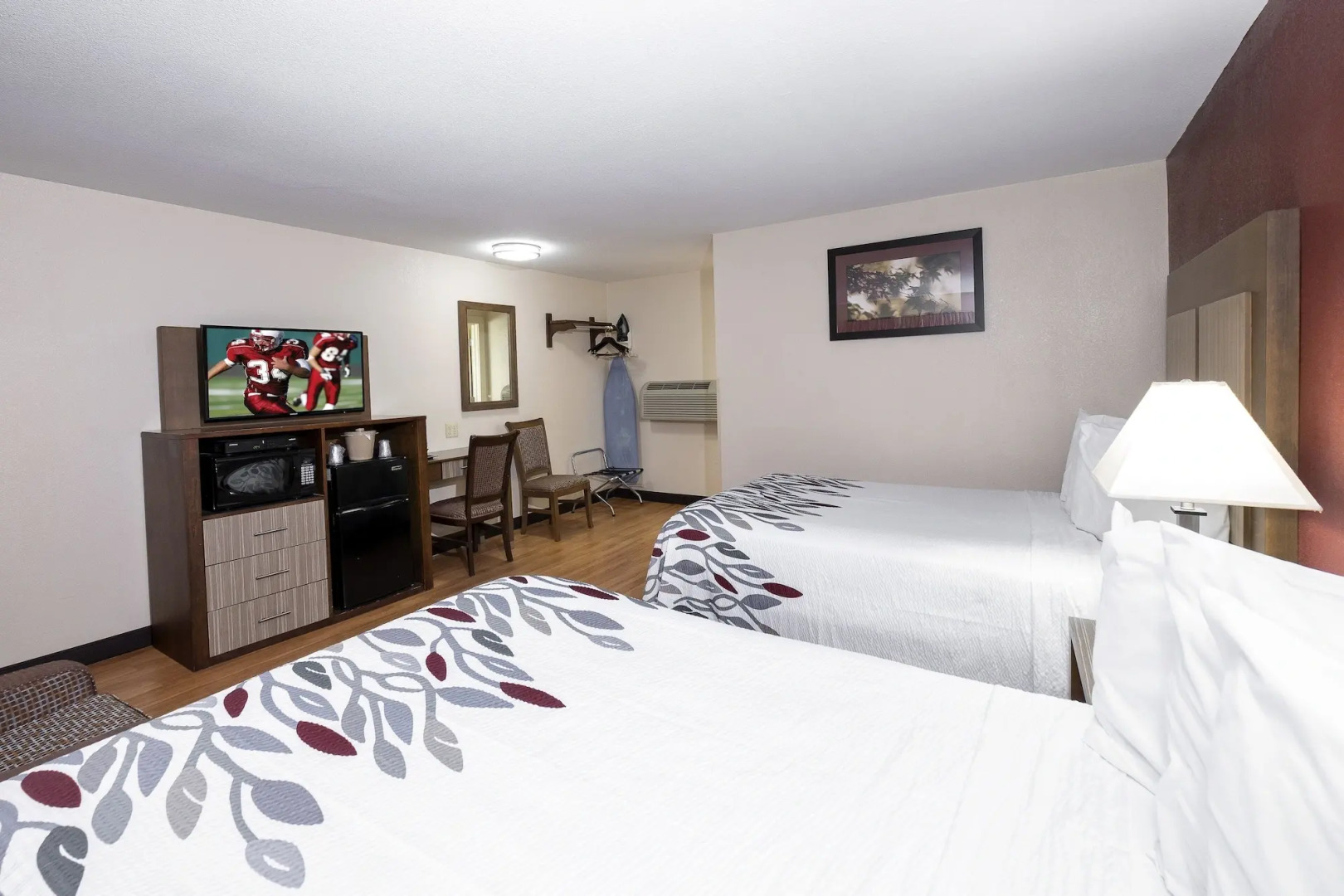 Red Roof Inn Neptune - Jersey Shore