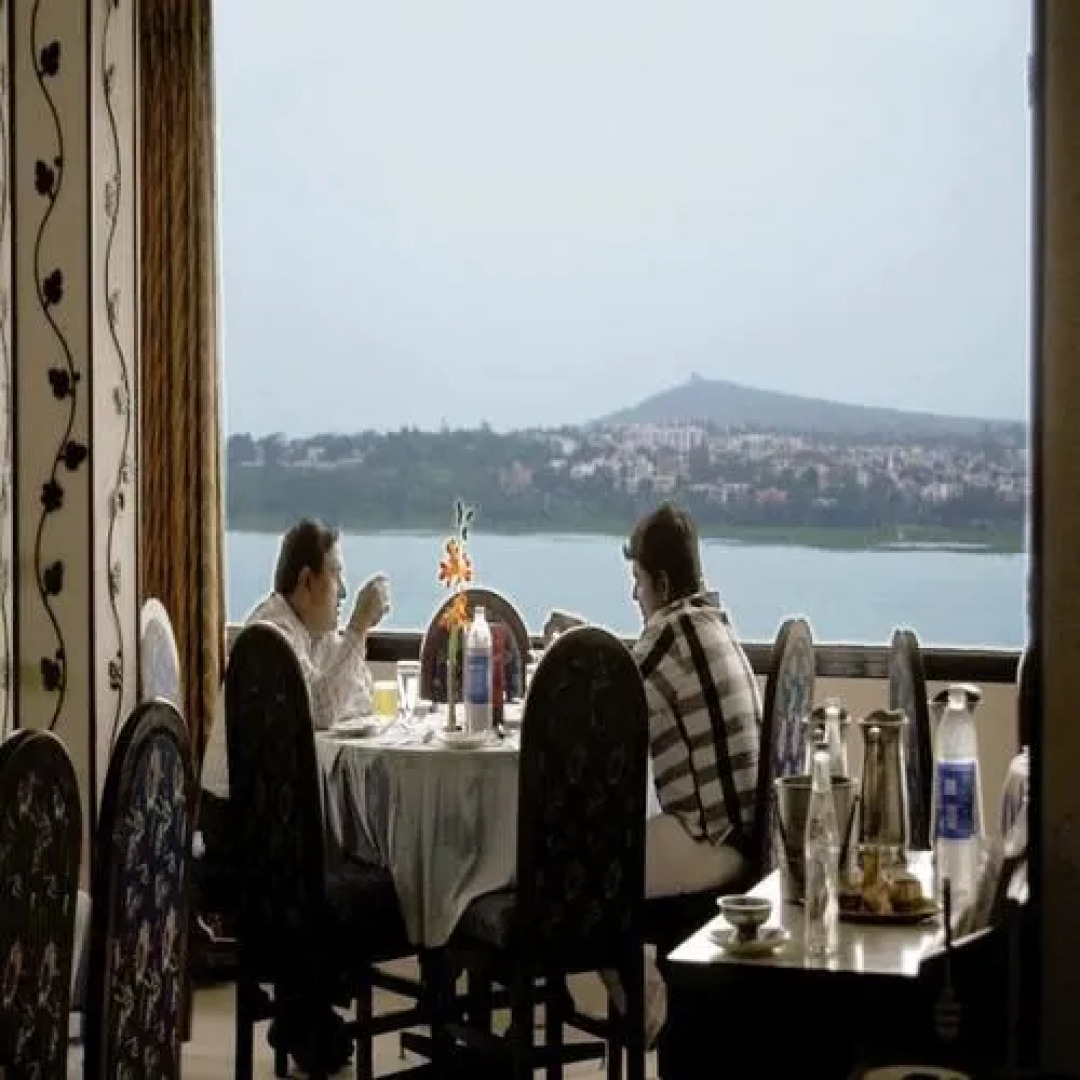 Hotel lake View Ashok