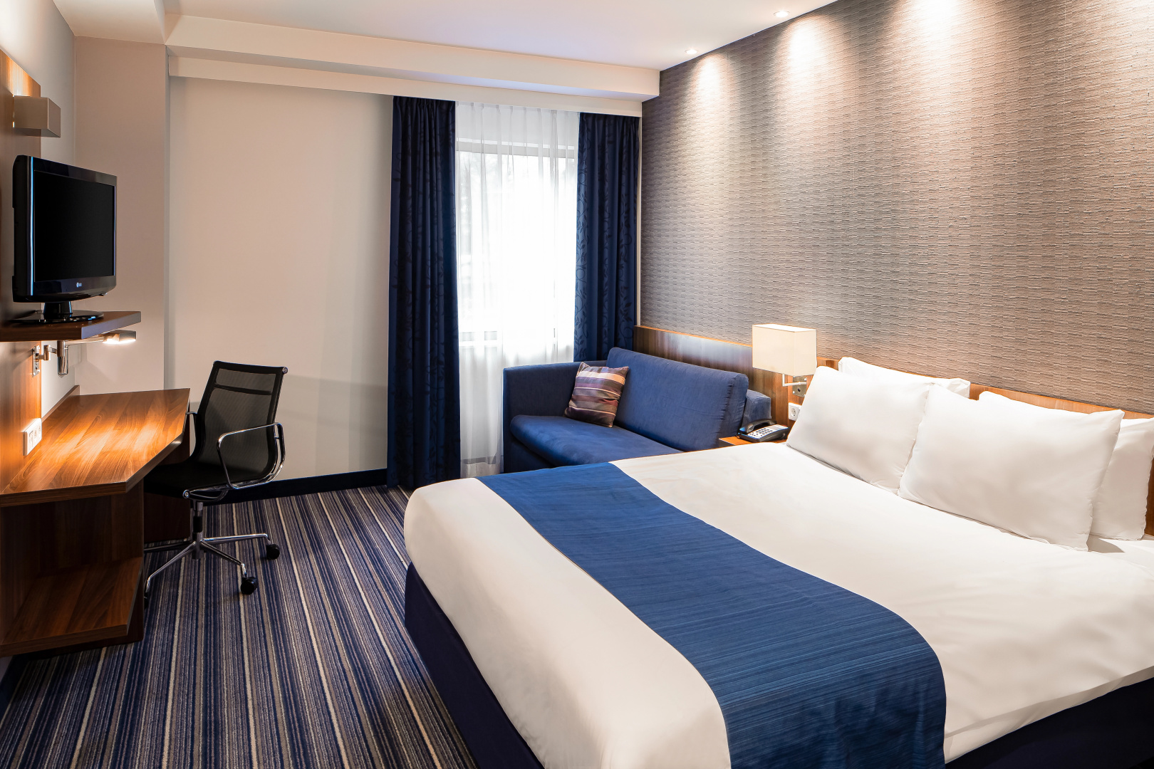 Holiday Inn Express Rotterdam - Central Station by IHG