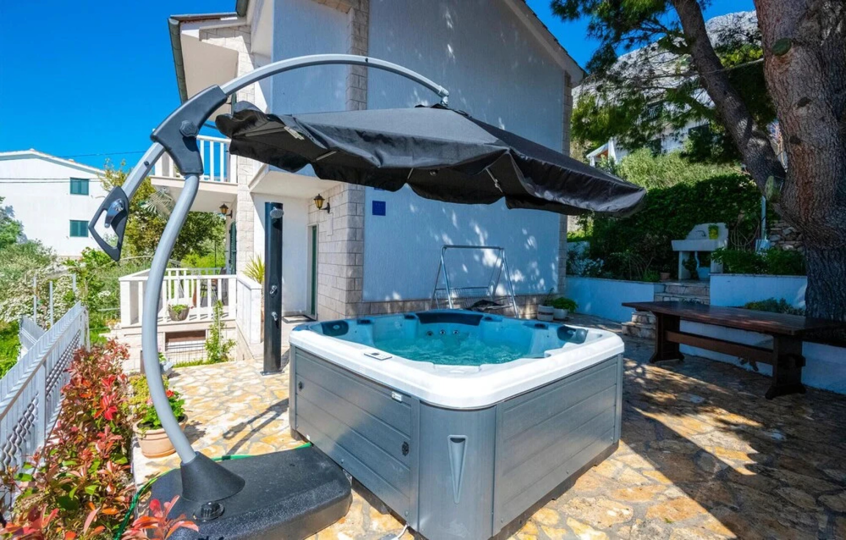 Awesome Home in Marusici With Wifi and 2 Bedrooms